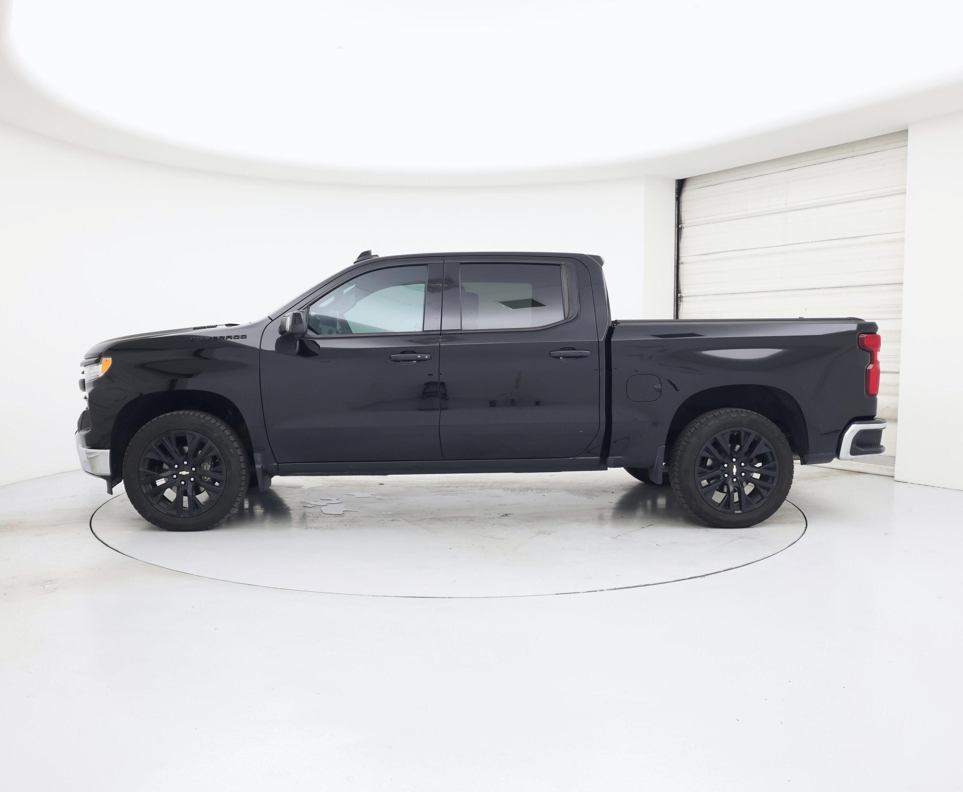 Thumbnail: 2023 Chevrolet Silverado 1500 - 3