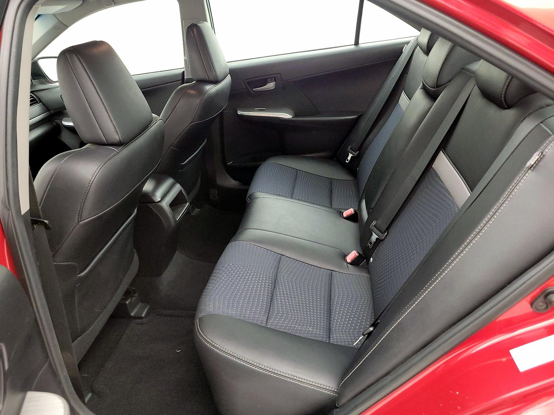 Thumbnail: 2014 Toyota Camry - 19