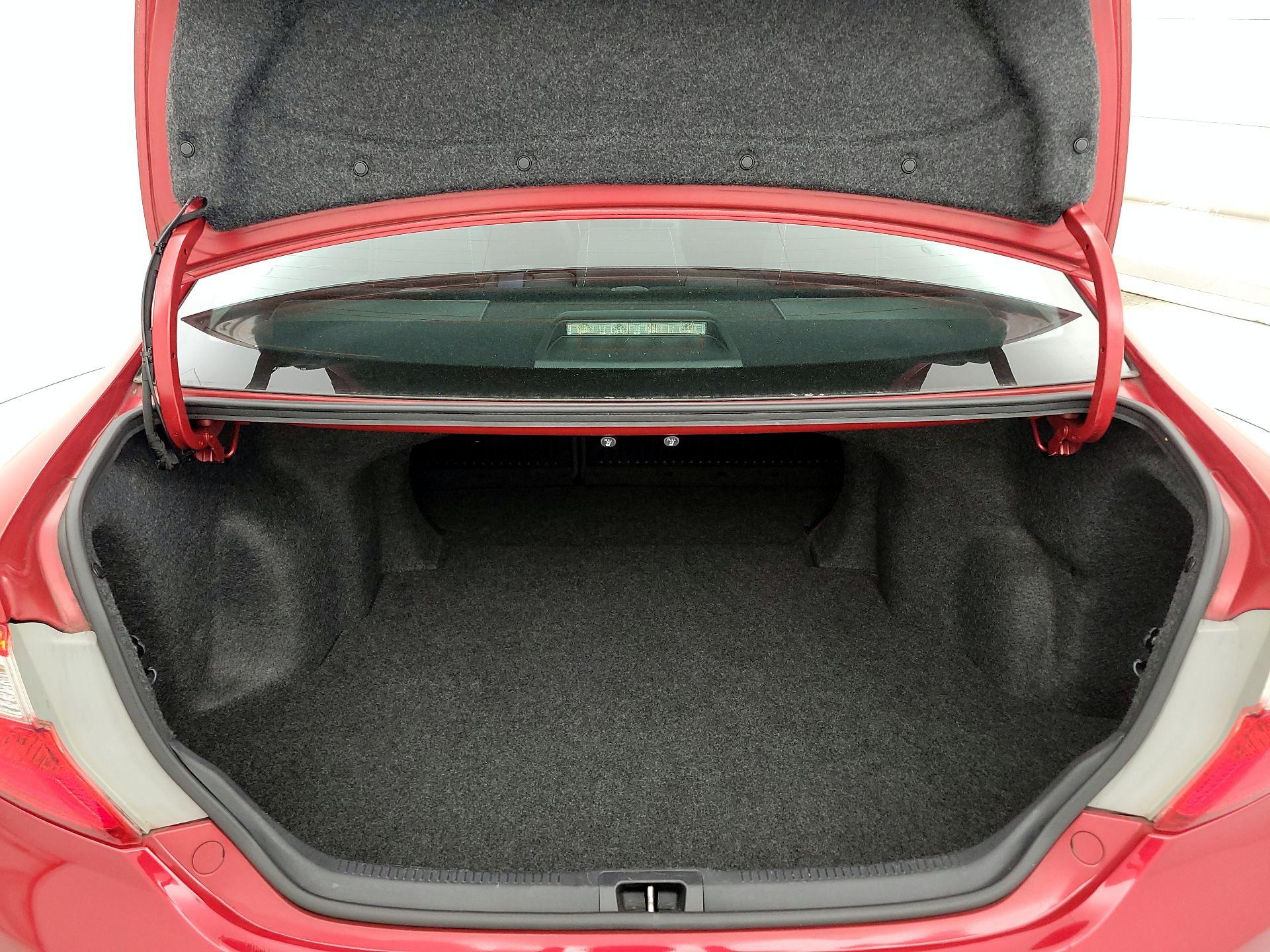 Thumbnail: 2014 Toyota Camry - 20