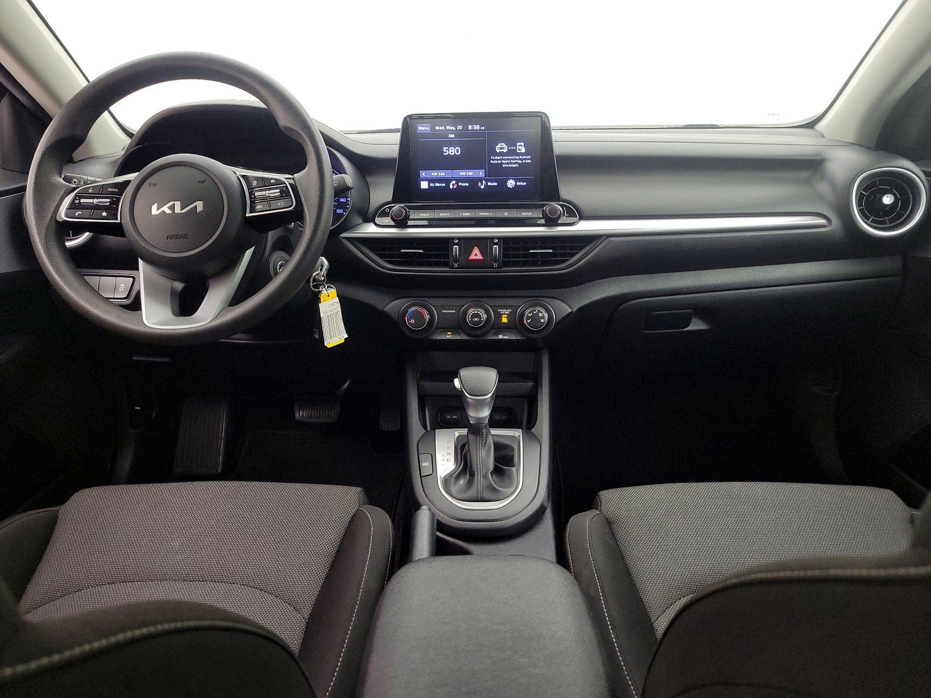 Thumbnail: 2022 Kia Forte - 9