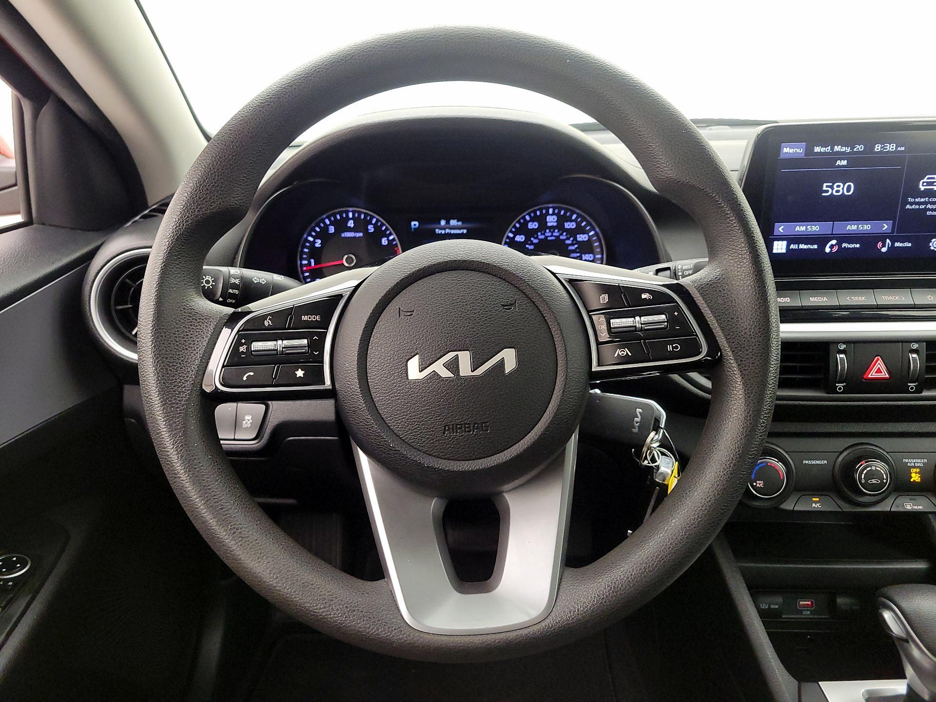 Thumbnail: 2022 Kia Forte - 10