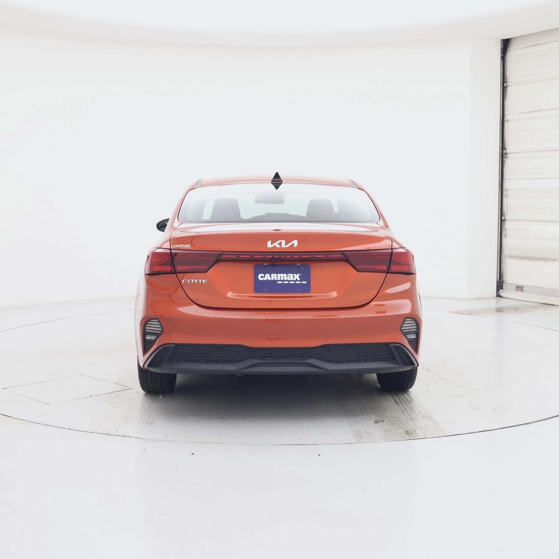 Thumbnail: 2022 Kia Forte - 6