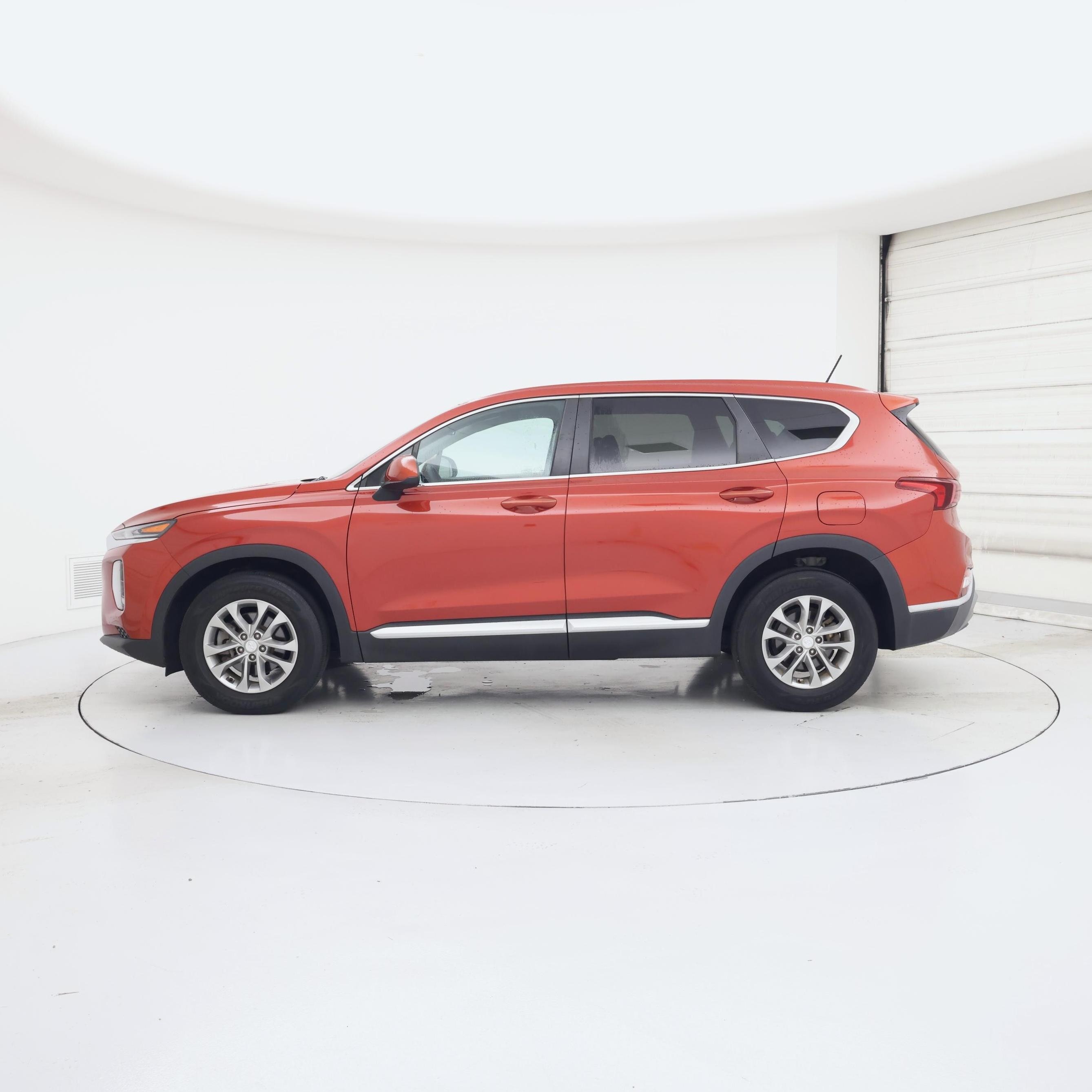 Thumbnail: 2020 Hyundai Santa Fe - 3