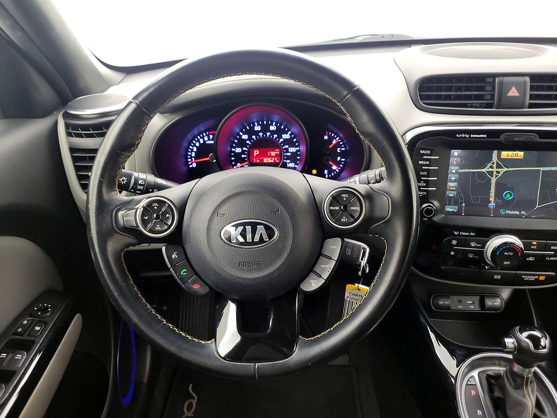 Thumbnail: 2016 Kia Soul - 10