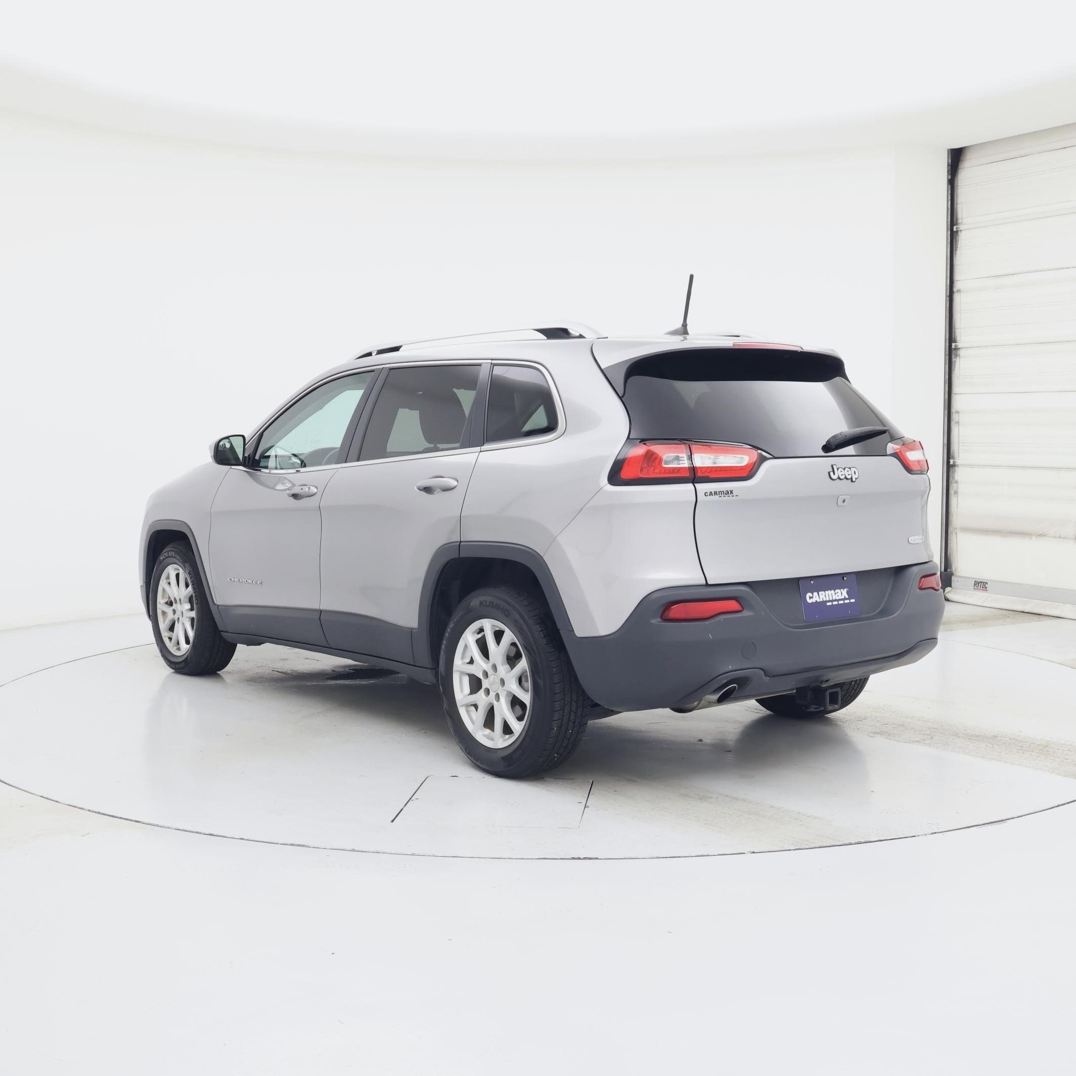 Thumbnail: 2016 Jeep Cherokee - 2
