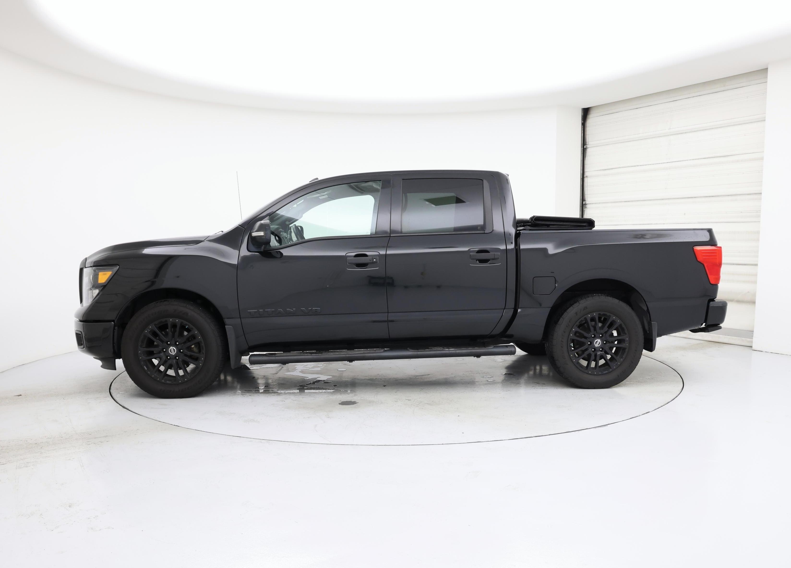 Thumbnail: 2019 Nissan Titan - 3