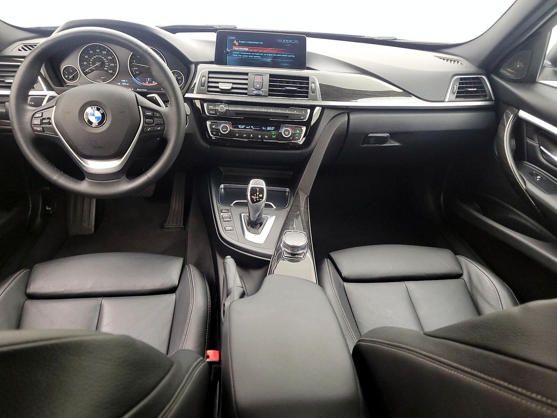 Thumbnail: 2017 BMW 3 Series - 9