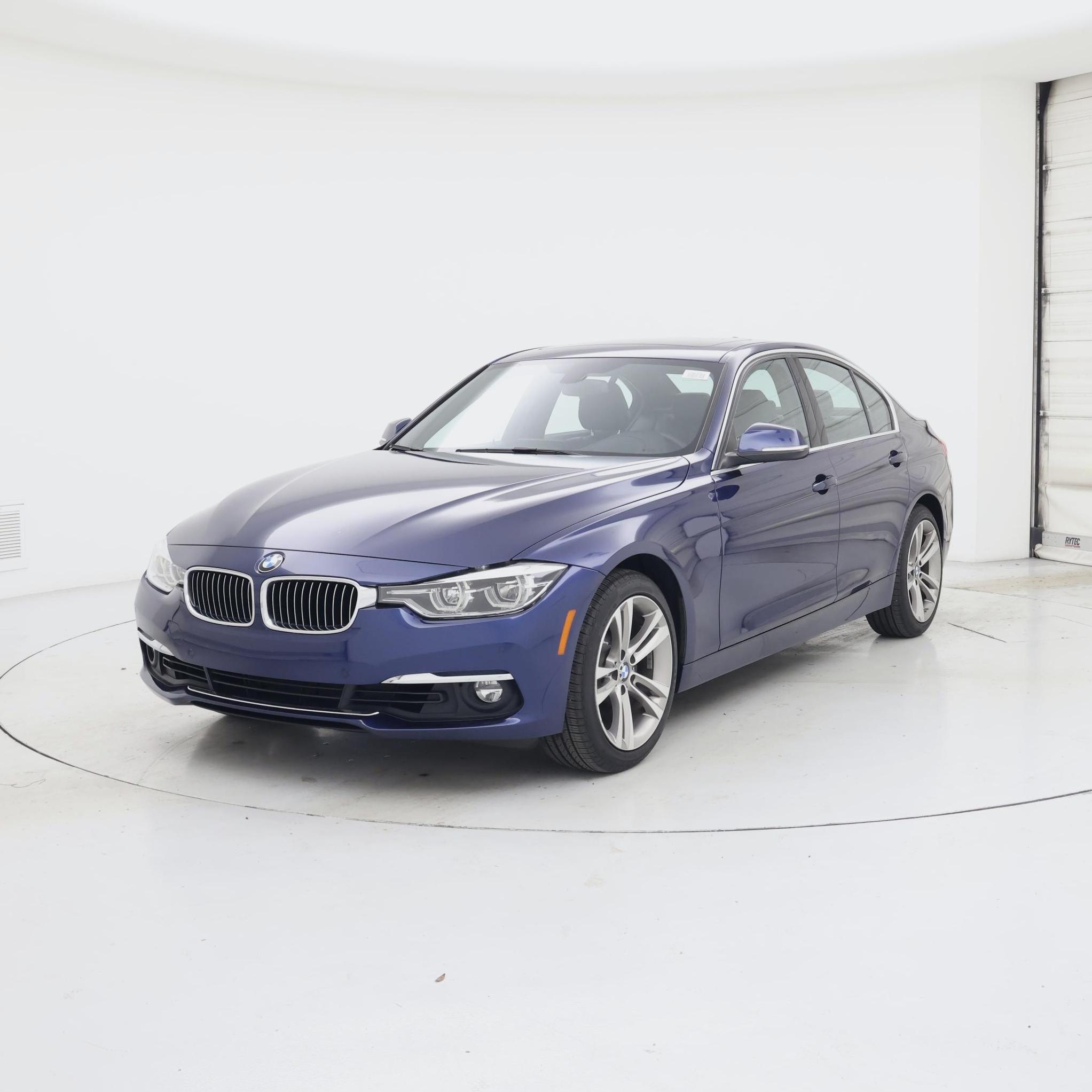 Thumbnail: 2017 BMW 3 Series - 4