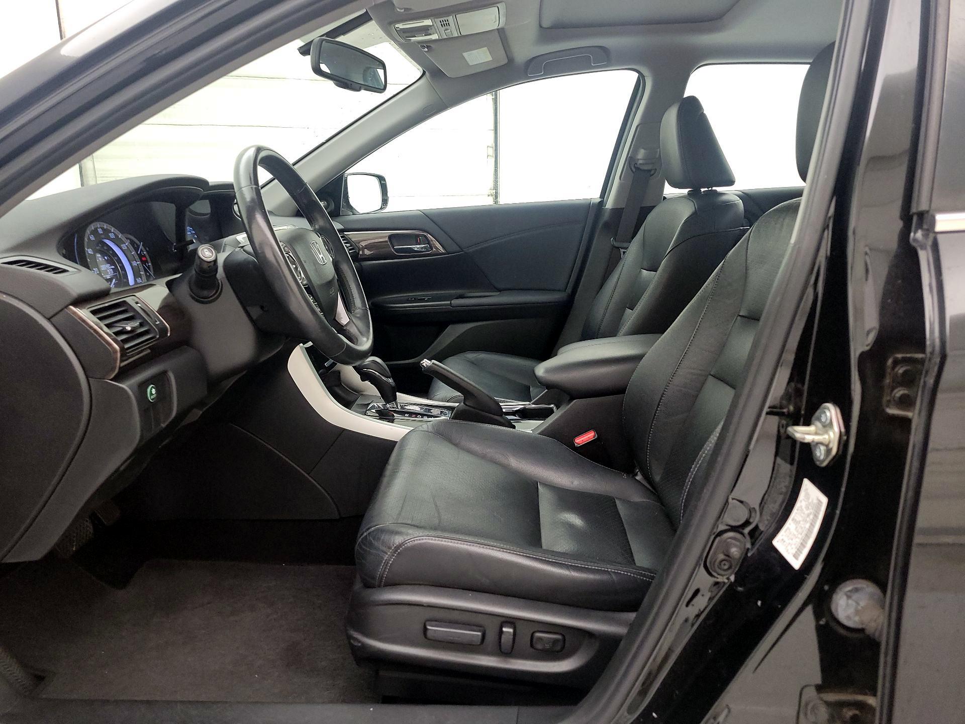 Thumbnail: 2016 Honda Accord - 11