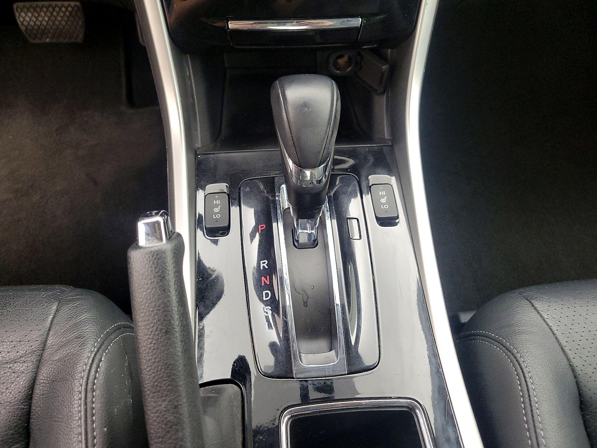 Thumbnail: 2016 Honda Accord - 17