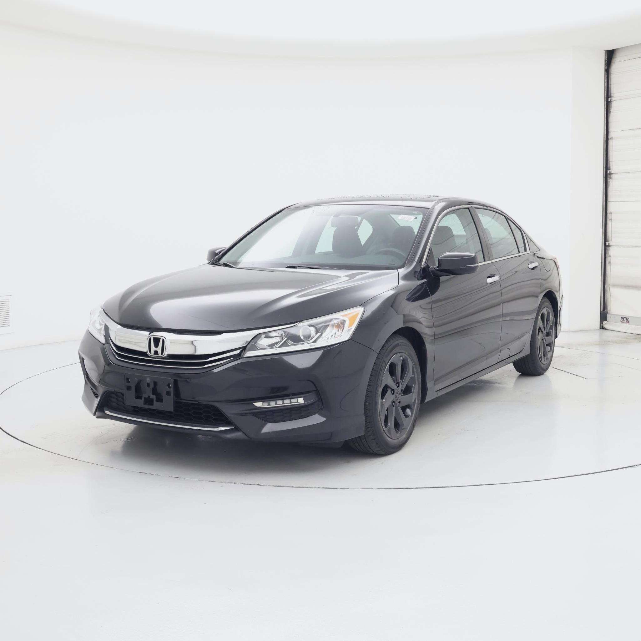 Thumbnail: 2016 Honda Accord - 4