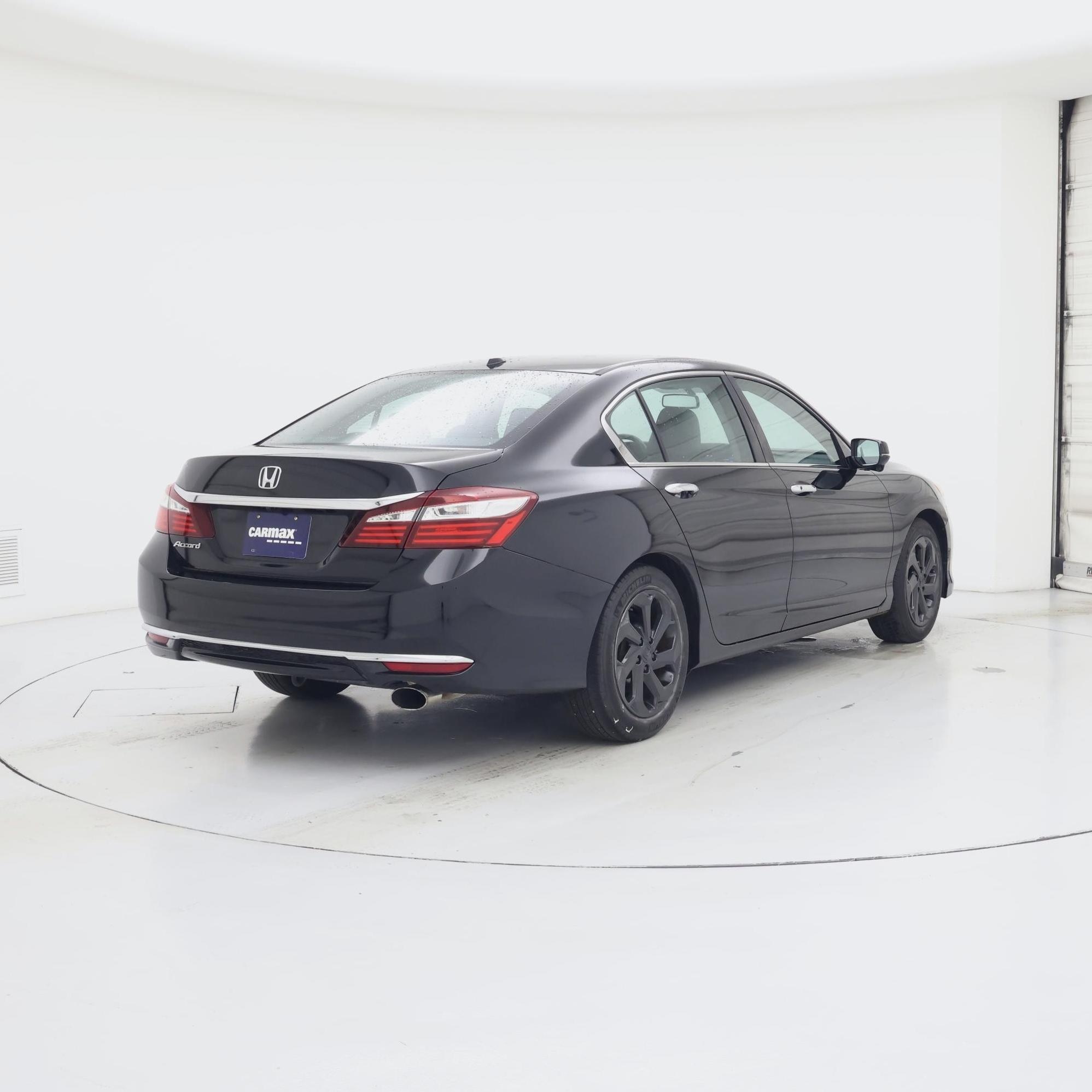 Thumbnail: 2016 Honda Accord - 8