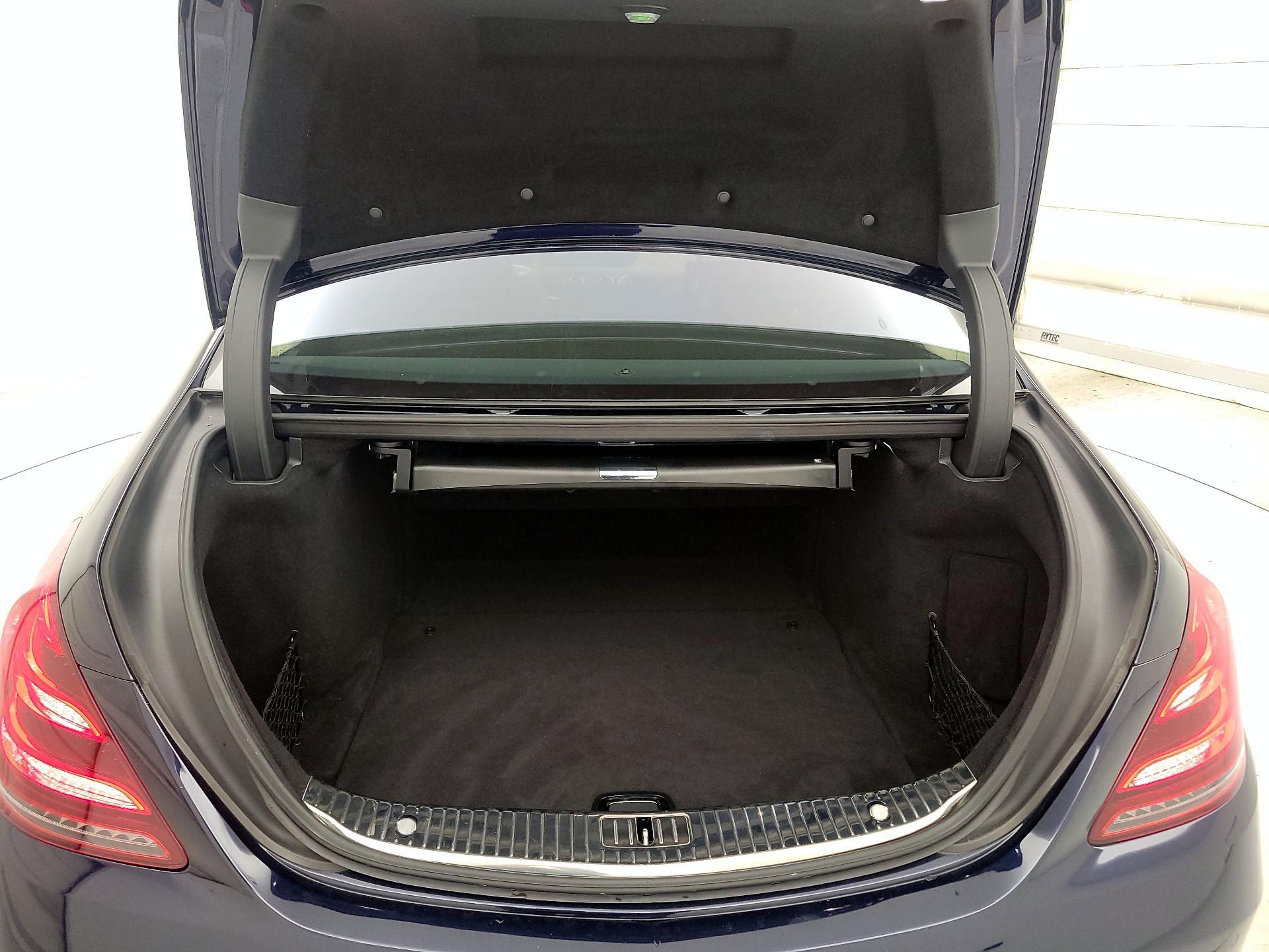 Thumbnail: 2019 Mercedes-Benz S-Class - 16