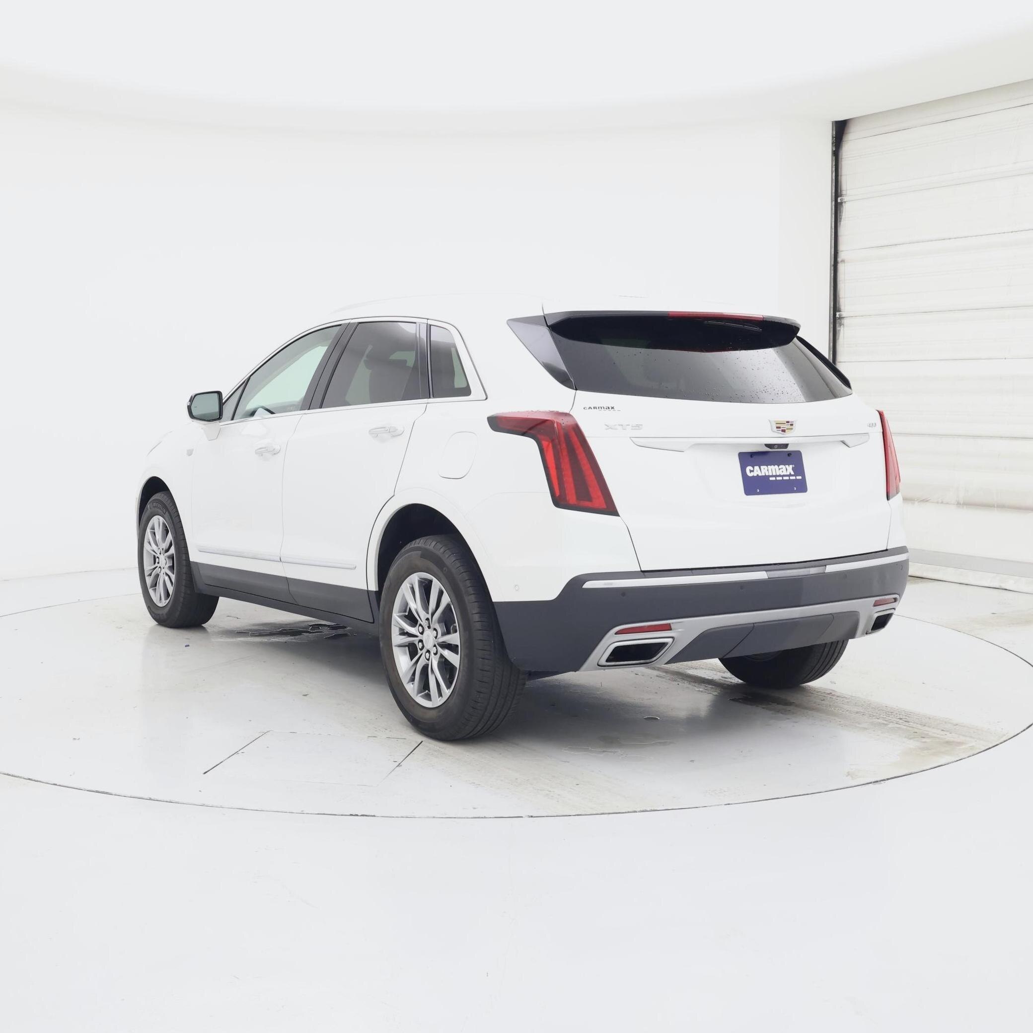 Thumbnail: 2021 Cadillac XT5 - 2