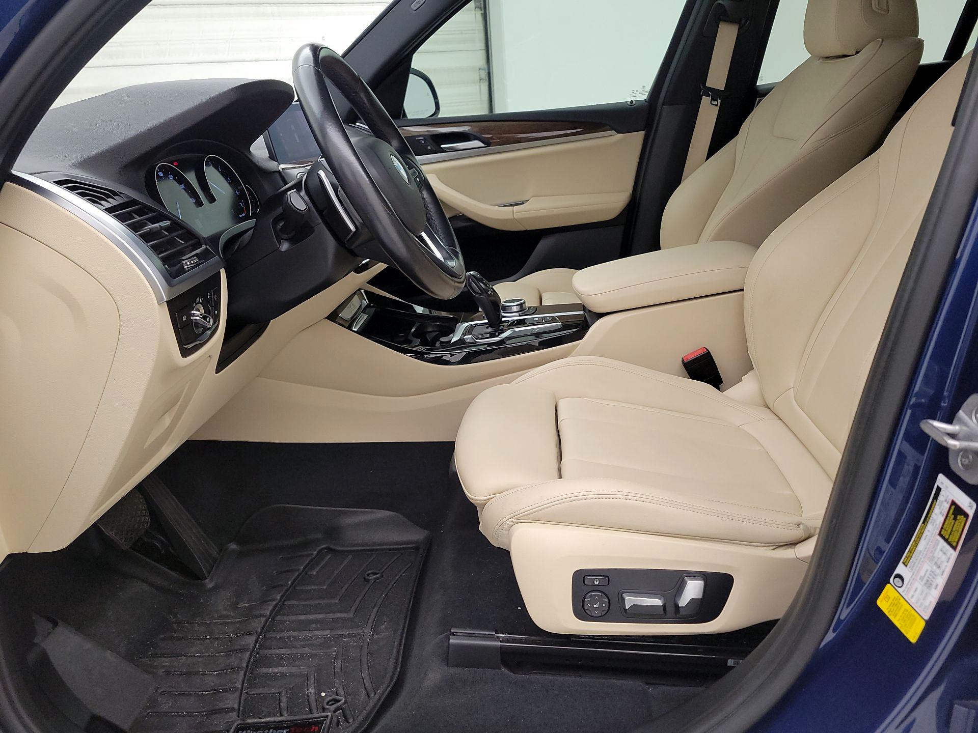 Thumbnail: 2021 BMW X3 - 11