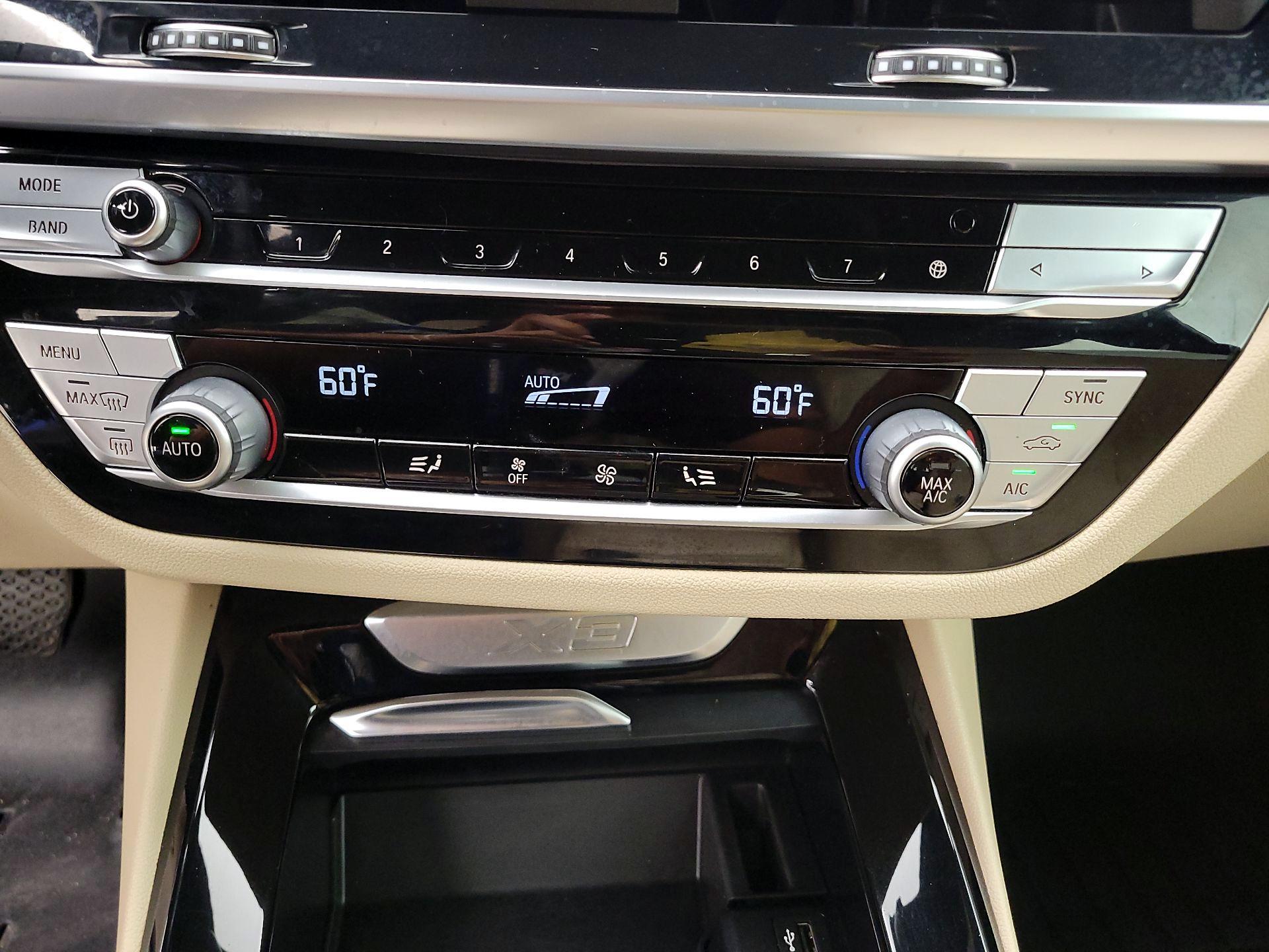Thumbnail: 2021 BMW X3 - 16