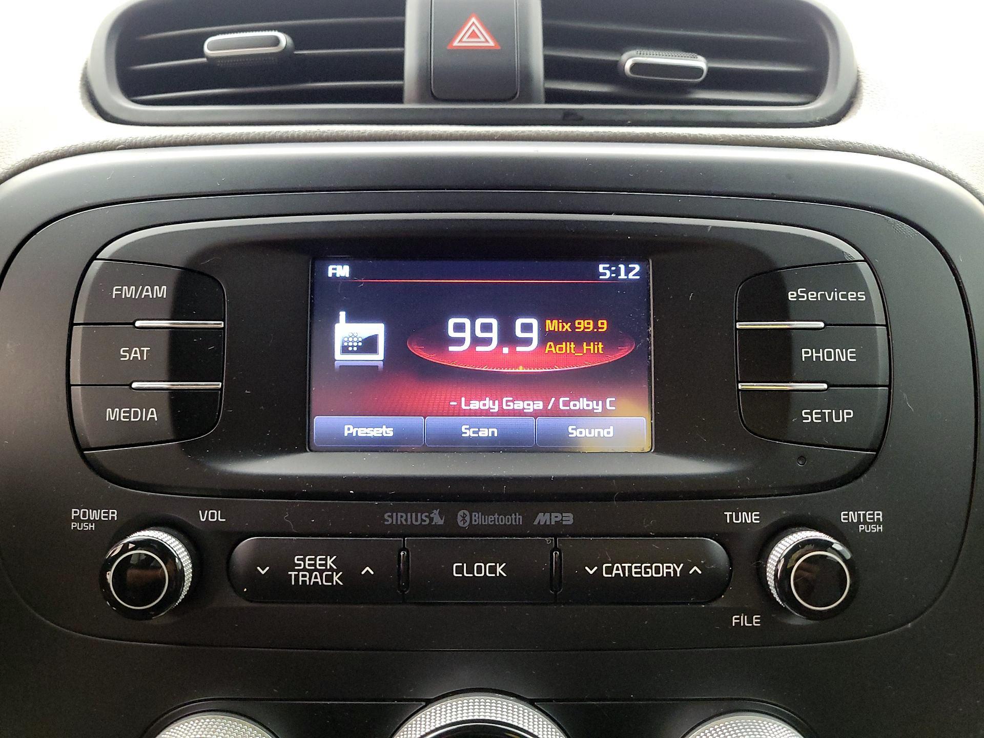 Thumbnail: 2015 Kia Soul - 15