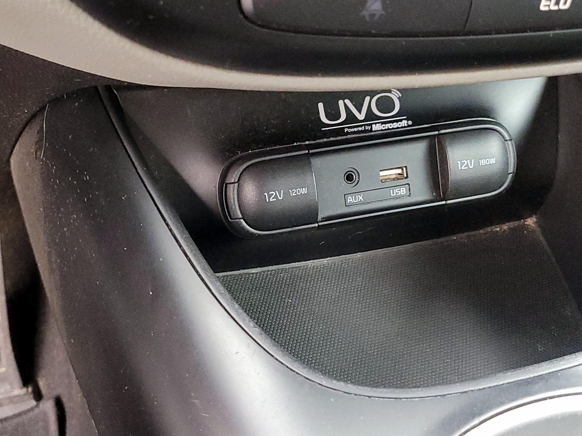 Thumbnail: 2015 Kia Soul - 18