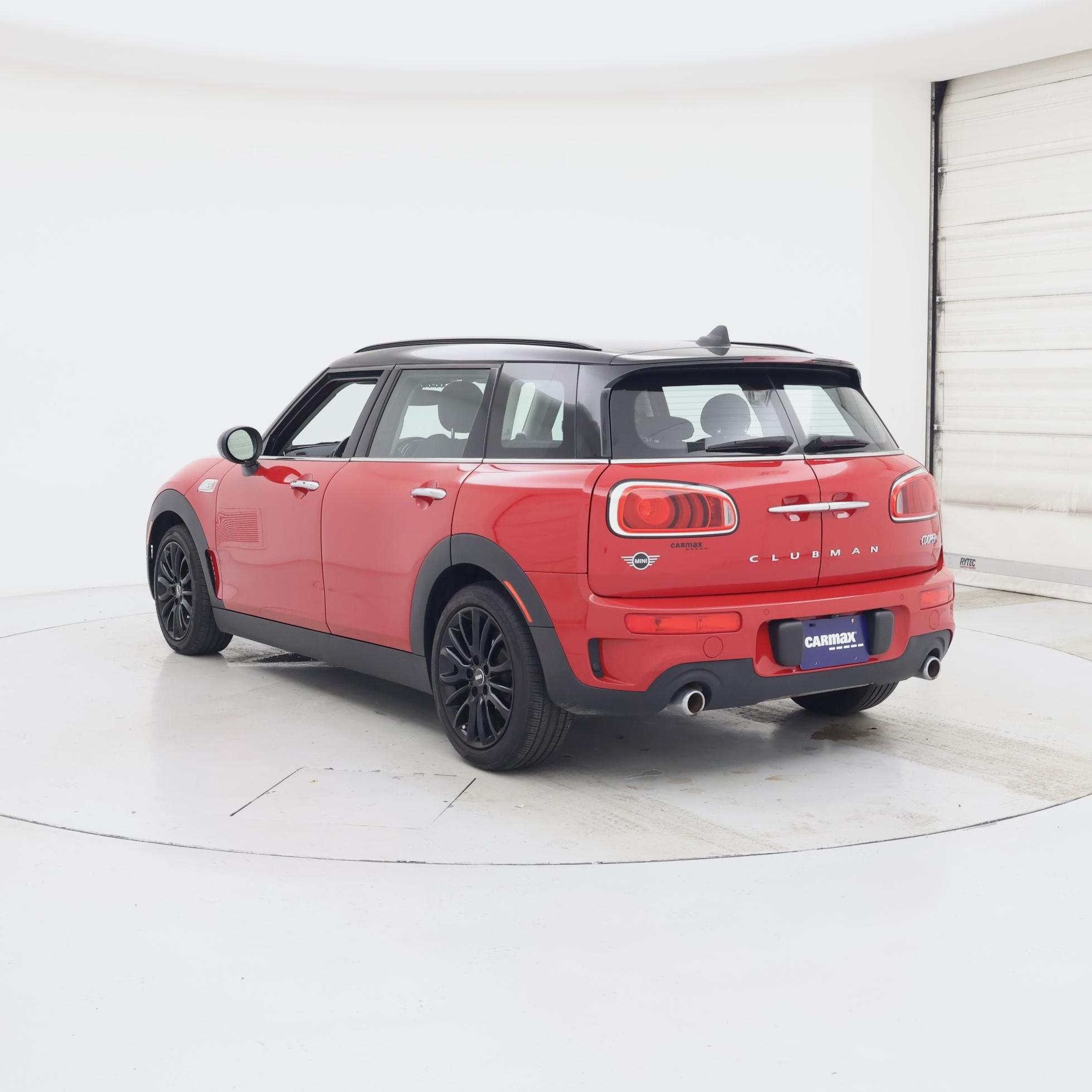 Thumbnail: 2019 MINI Cooper Clubman - 2