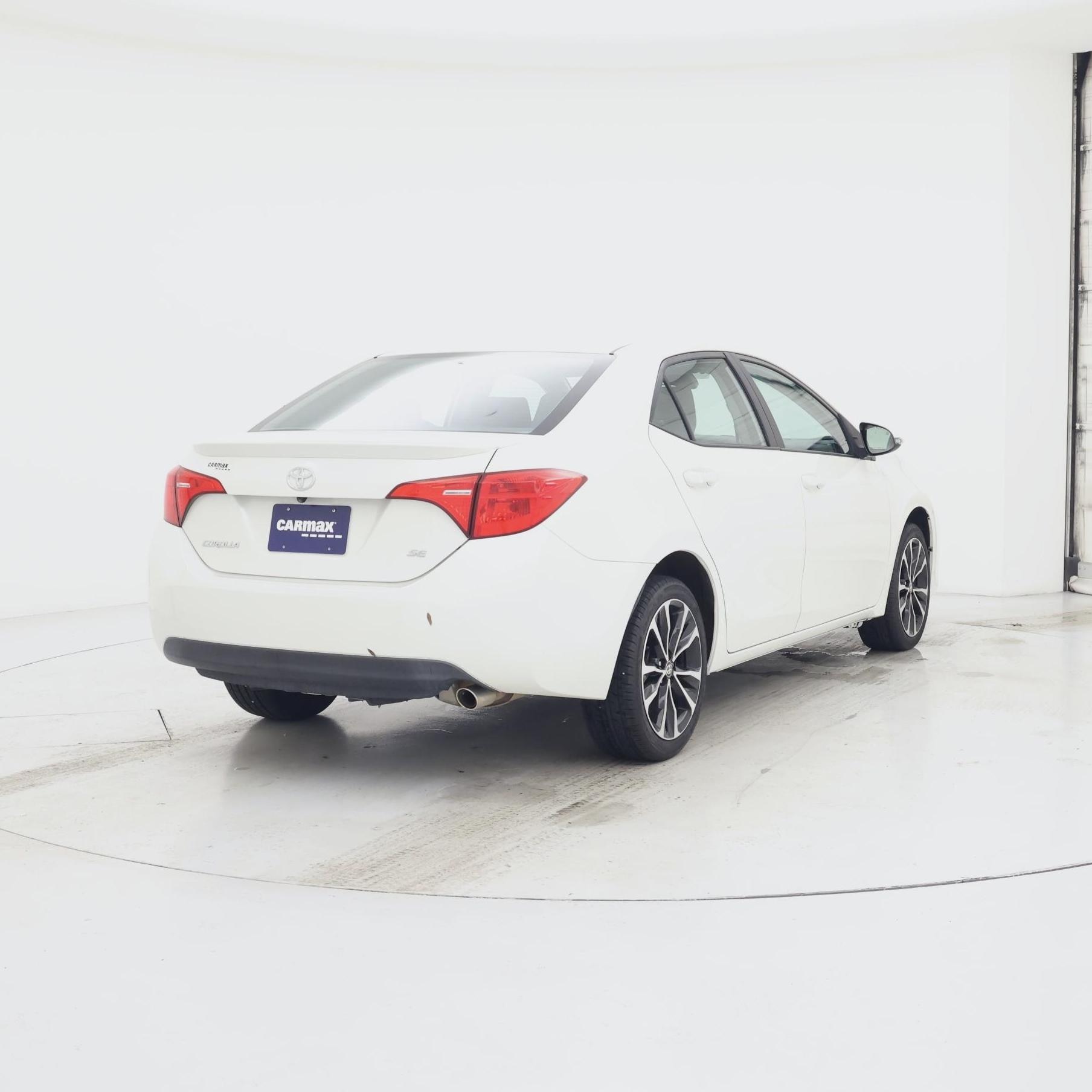 Thumbnail: 2017 Toyota Corolla - 8