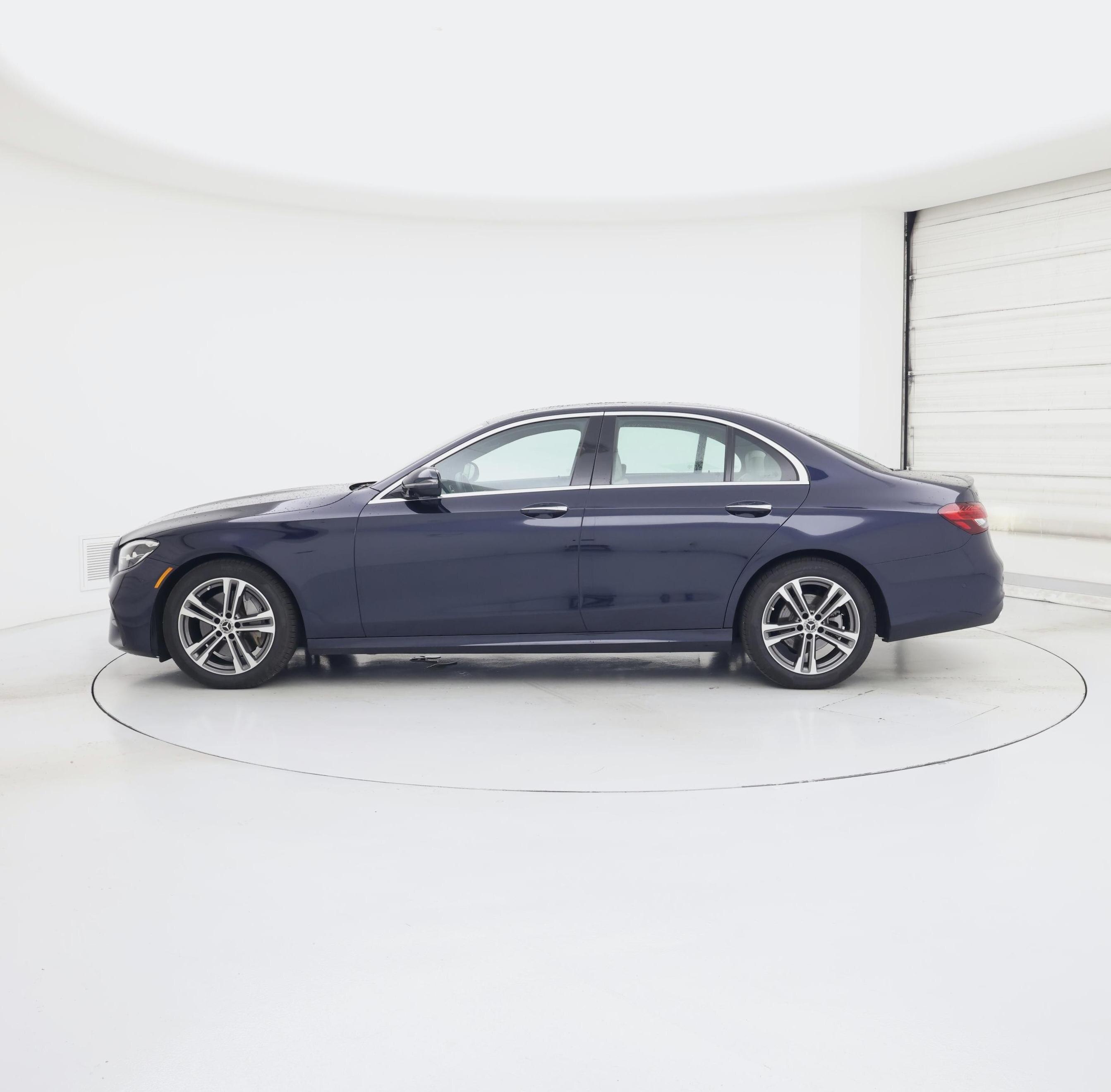 Thumbnail: 2023 Mercedes-Benz E-Class - 3