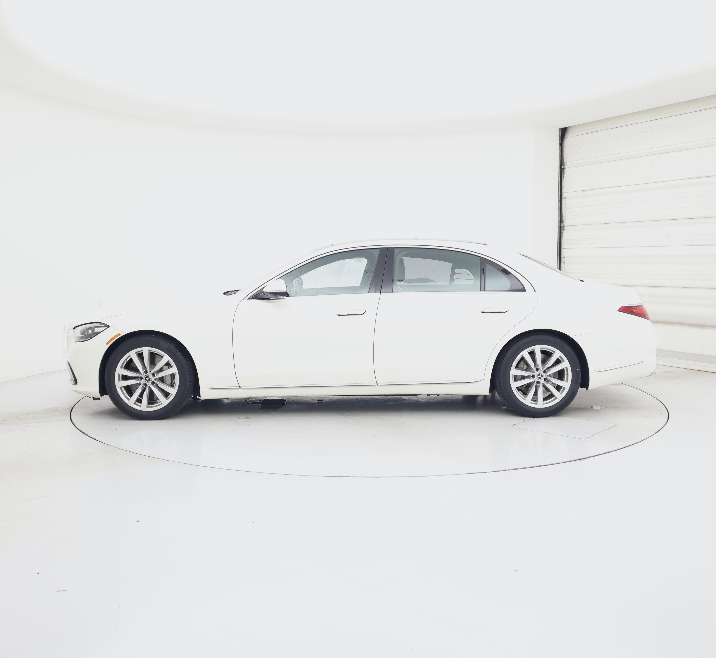 Thumbnail: 2021 Mercedes-Benz S-Class - 3