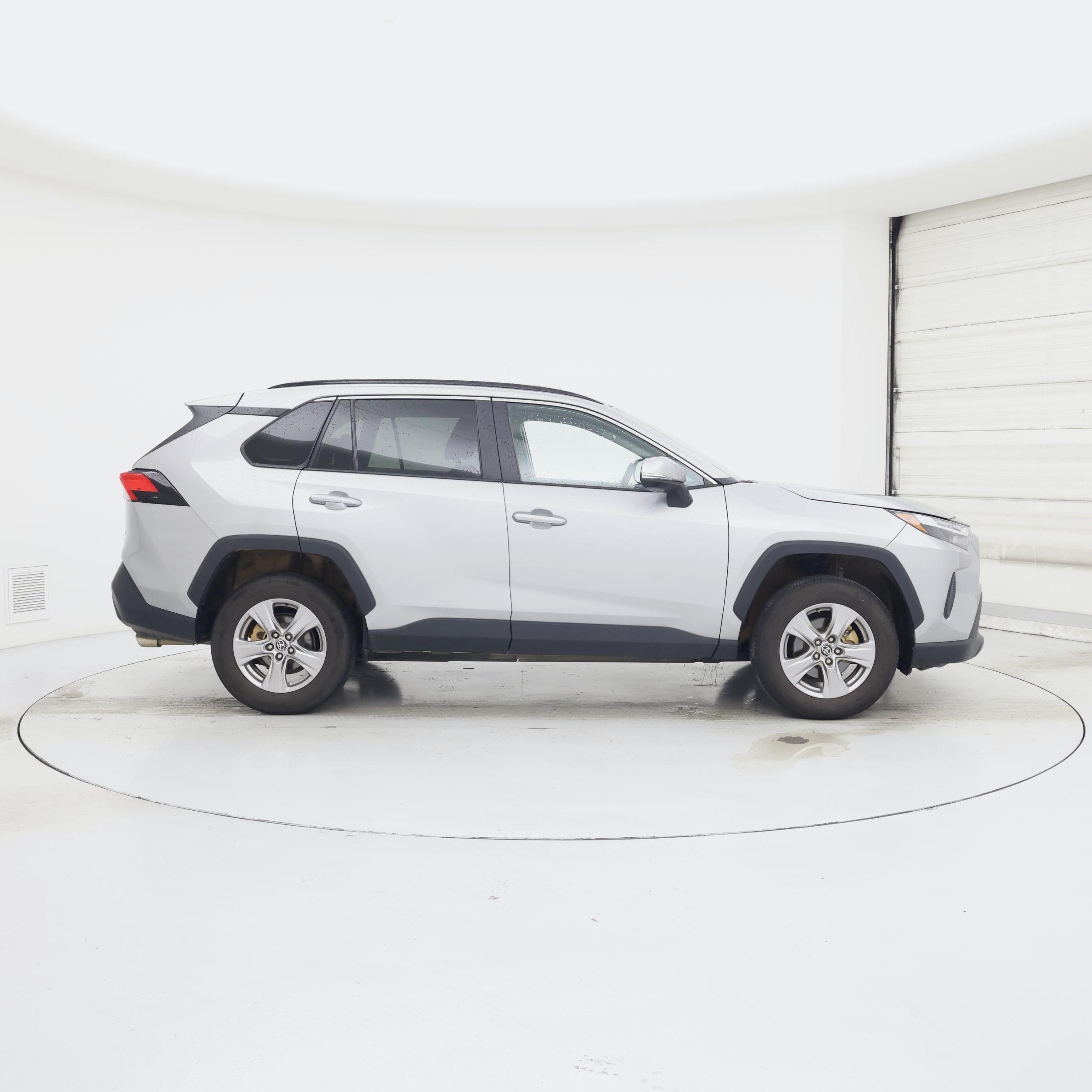 Thumbnail: 2025 Toyota RAV4 - 7