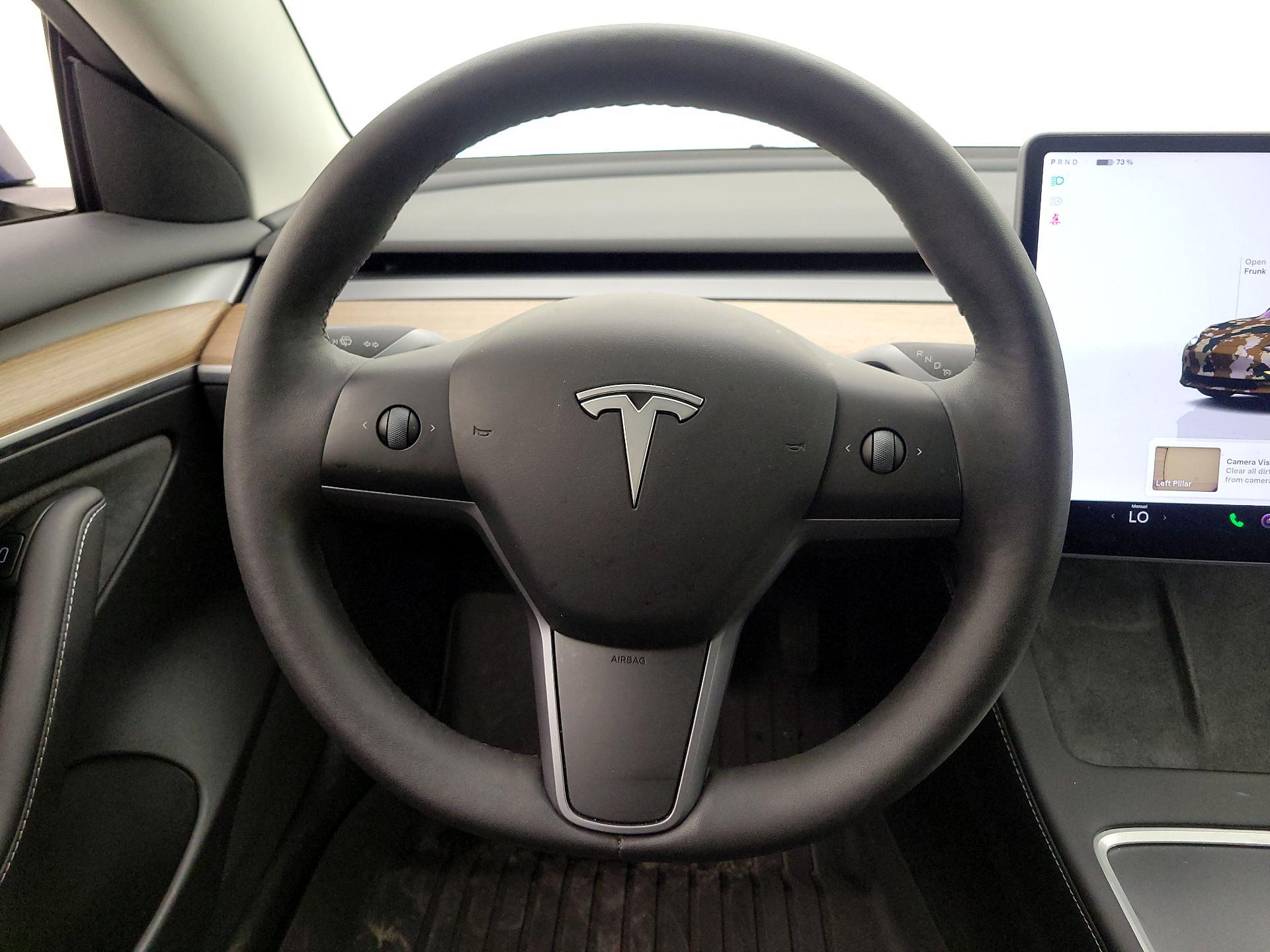 Thumbnail: 2023 Tesla Model 3 - 10