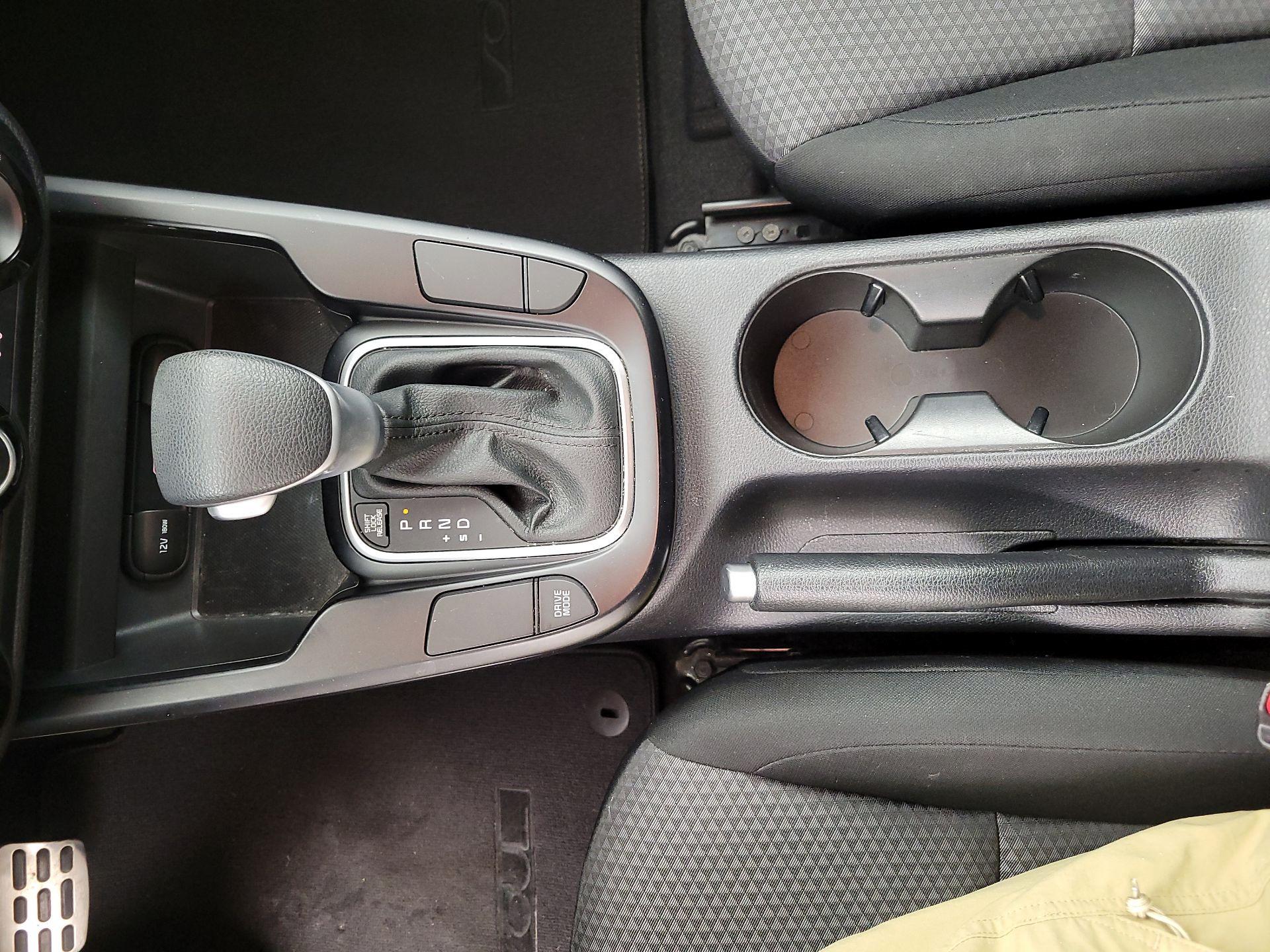 Thumbnail: 2020 Kia Soul - 16