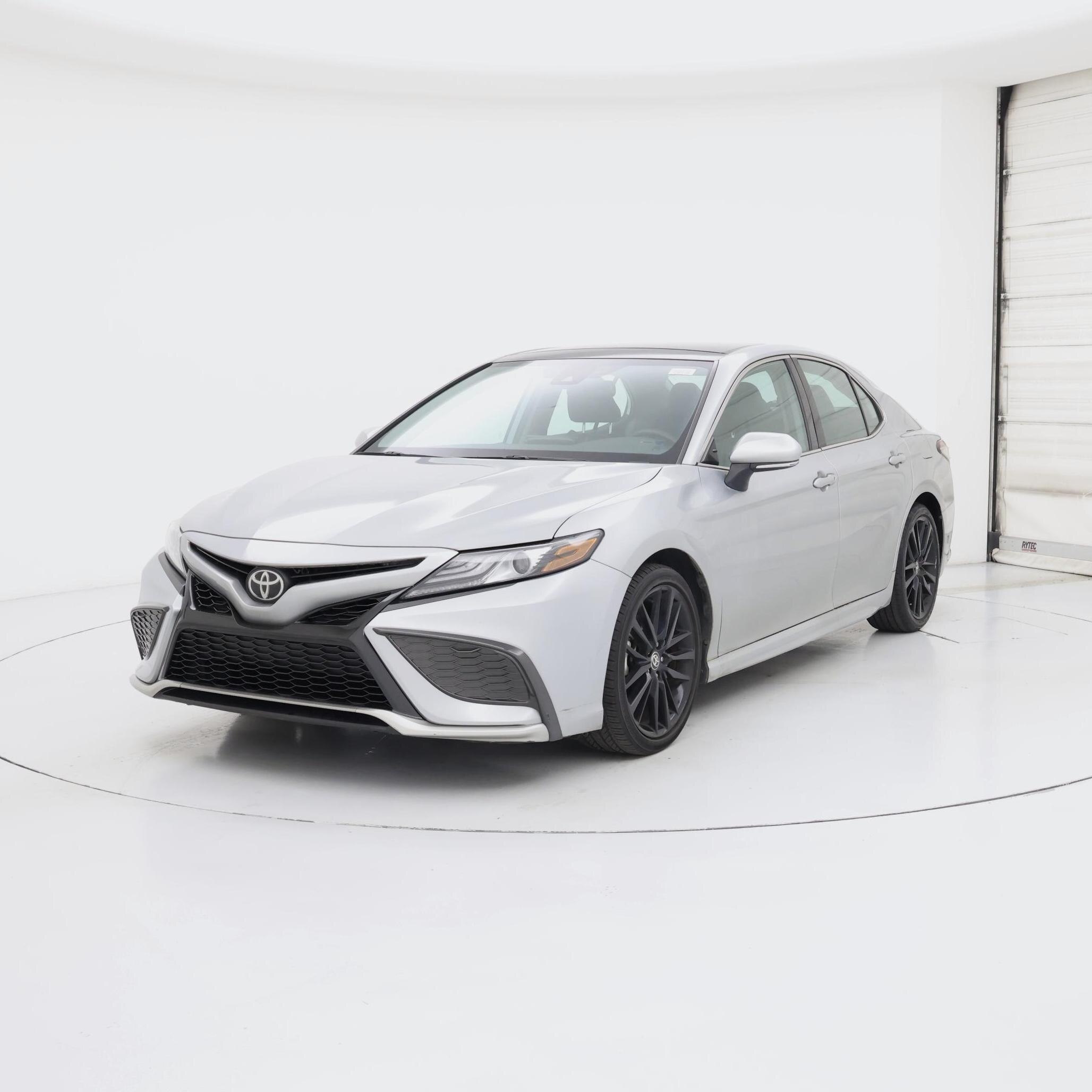 Thumbnail: 2021 Toyota Camry - 4