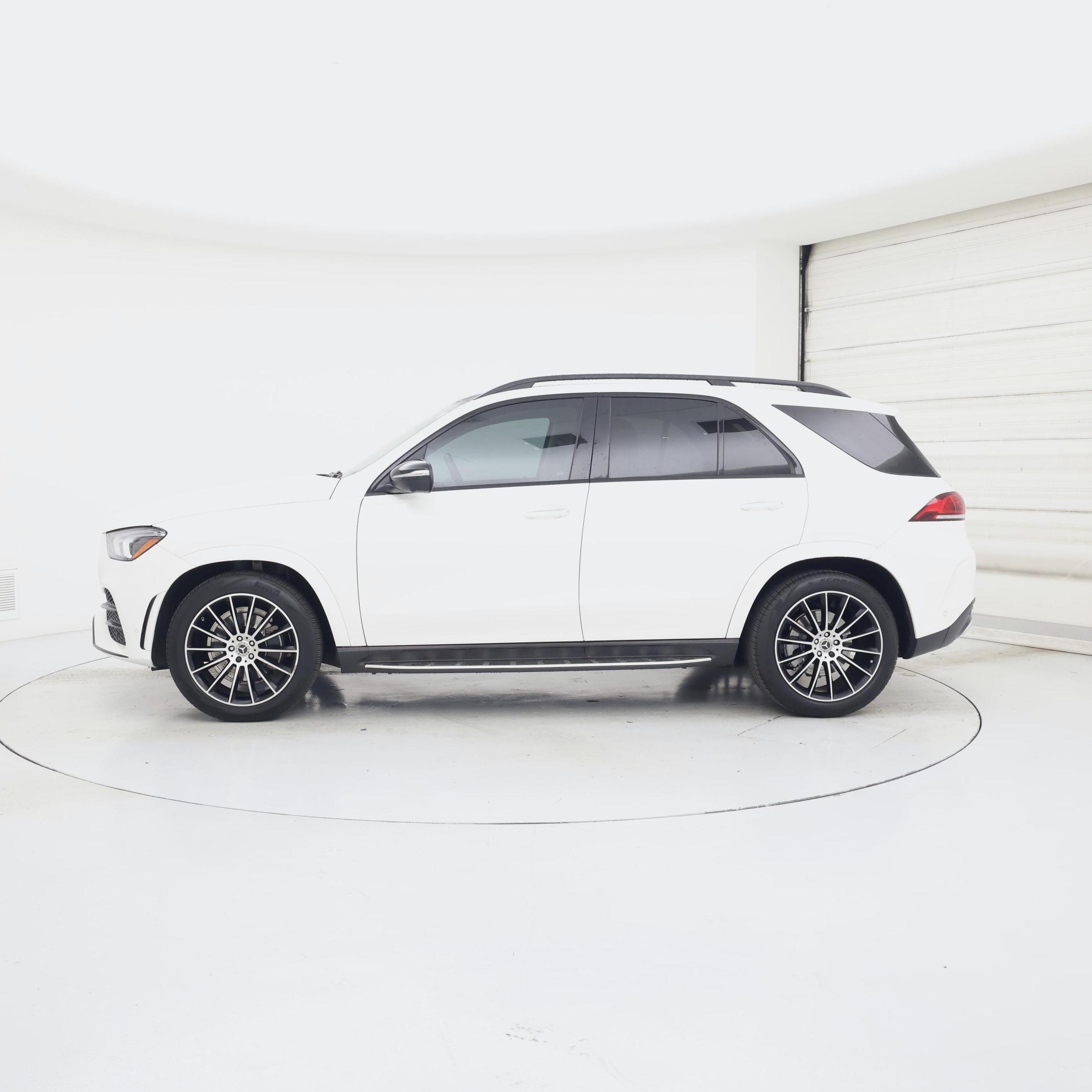 Thumbnail: 2020 Mercedes-Benz GLE - 3