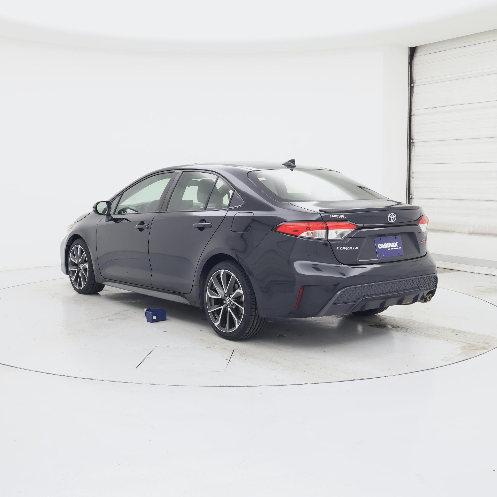 Thumbnail: 2021 Toyota Corolla - 2