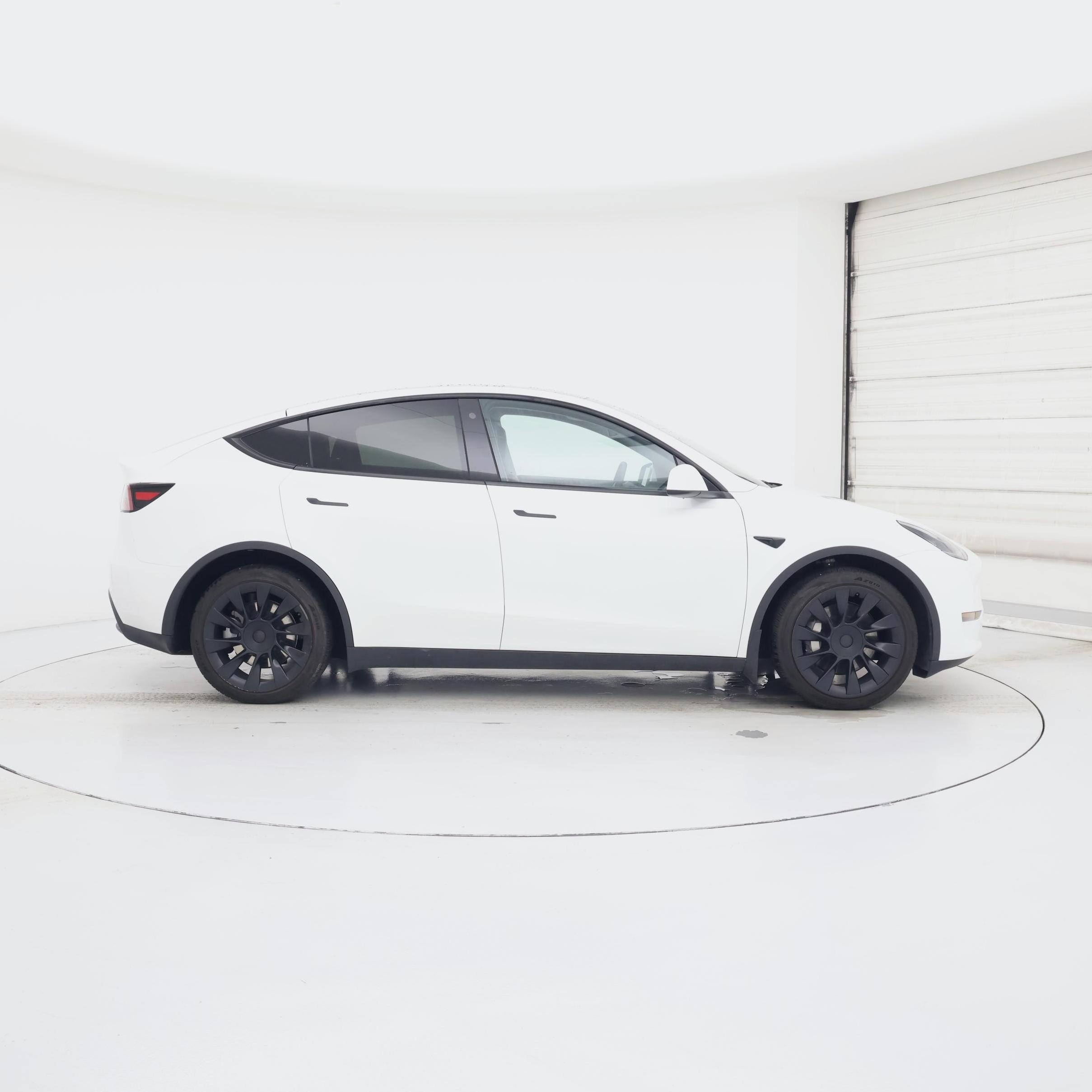 Thumbnail: 2023 Tesla Model Y - 7