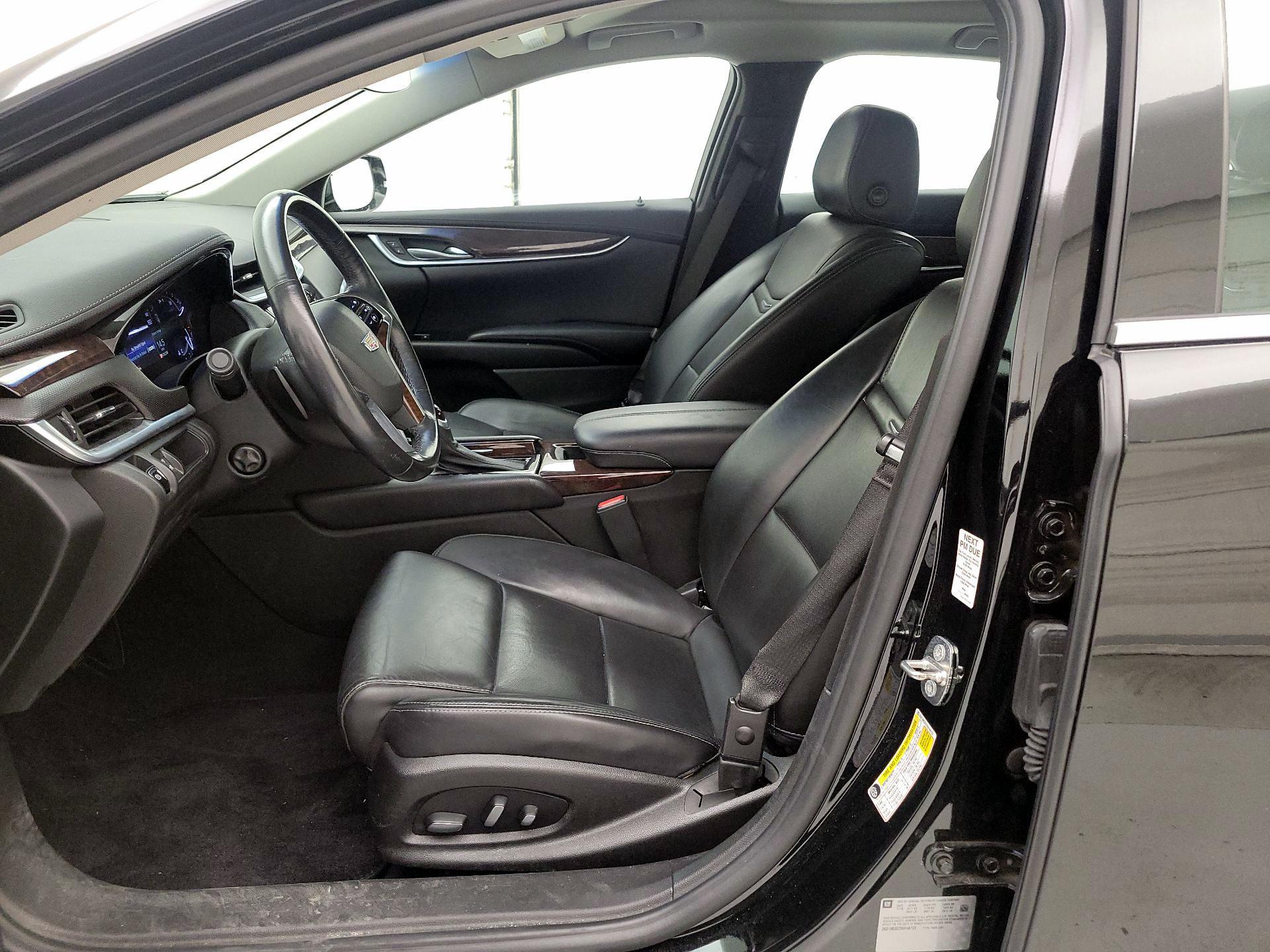 Thumbnail: 2017 Cadillac XTS - 11