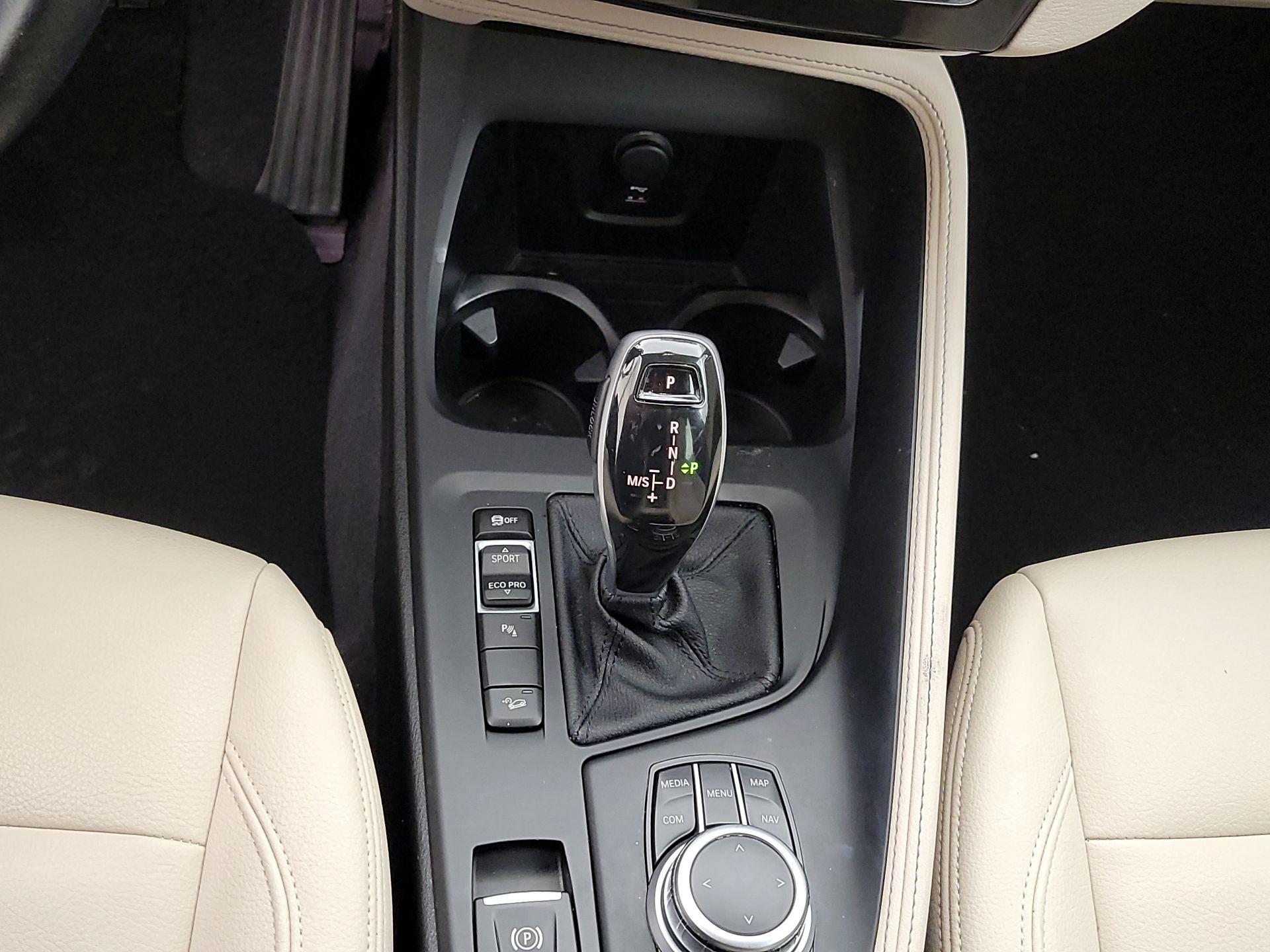 Thumbnail: 2021 BMW X1 - 18