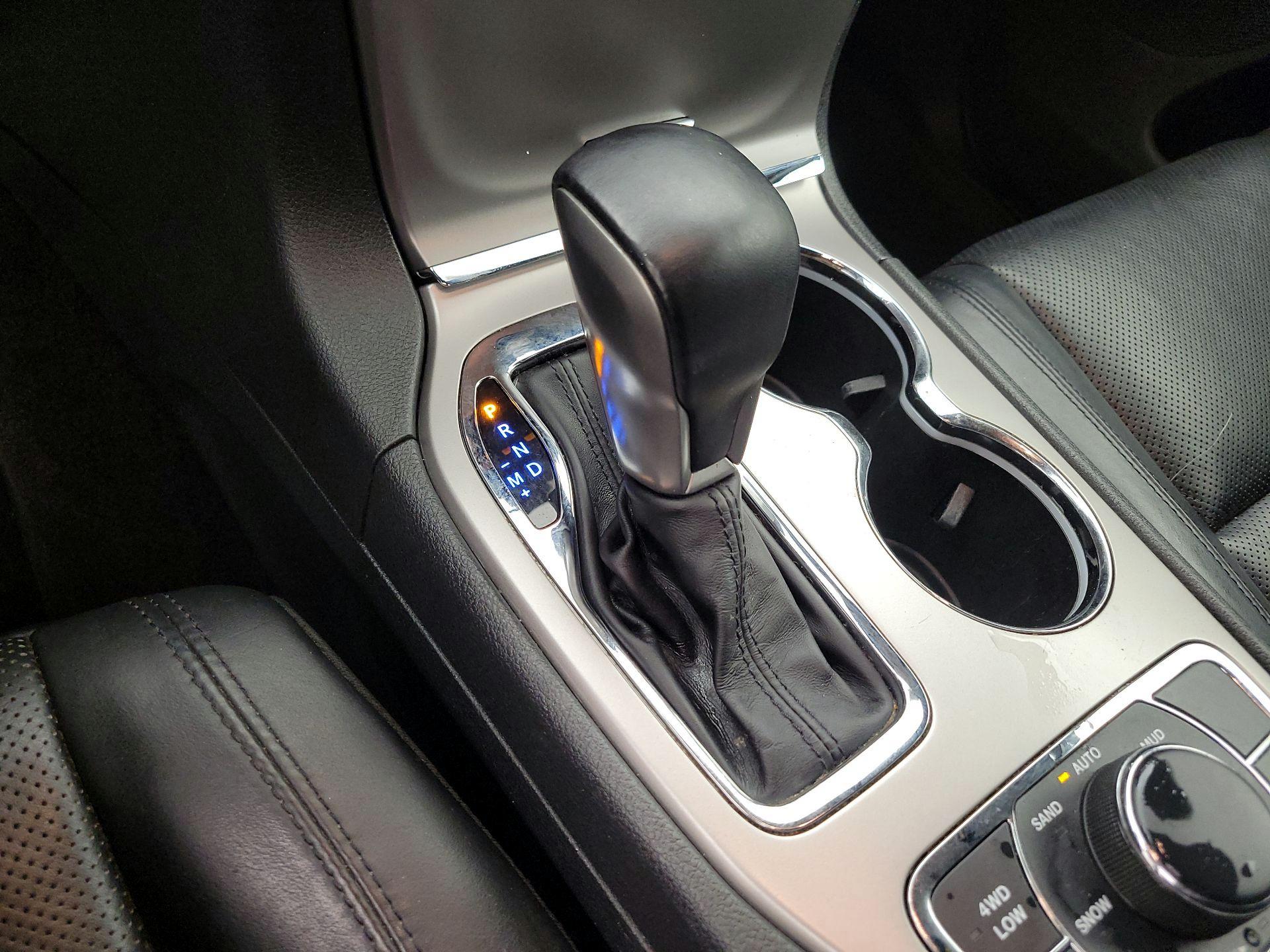 Thumbnail: 2019 Jeep Grand Cherokee - 17