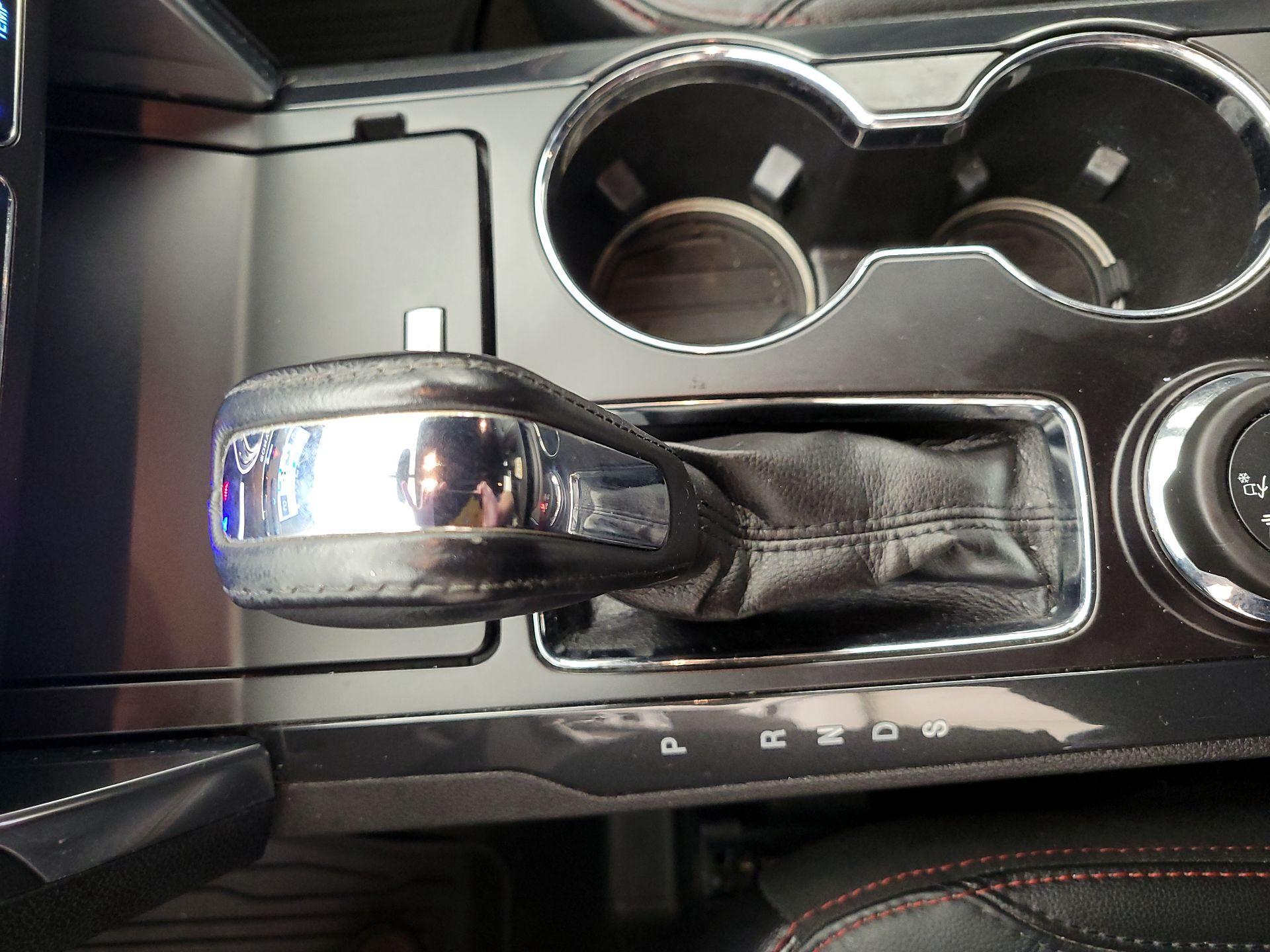 Thumbnail: 2017 Ford Explorer - 17