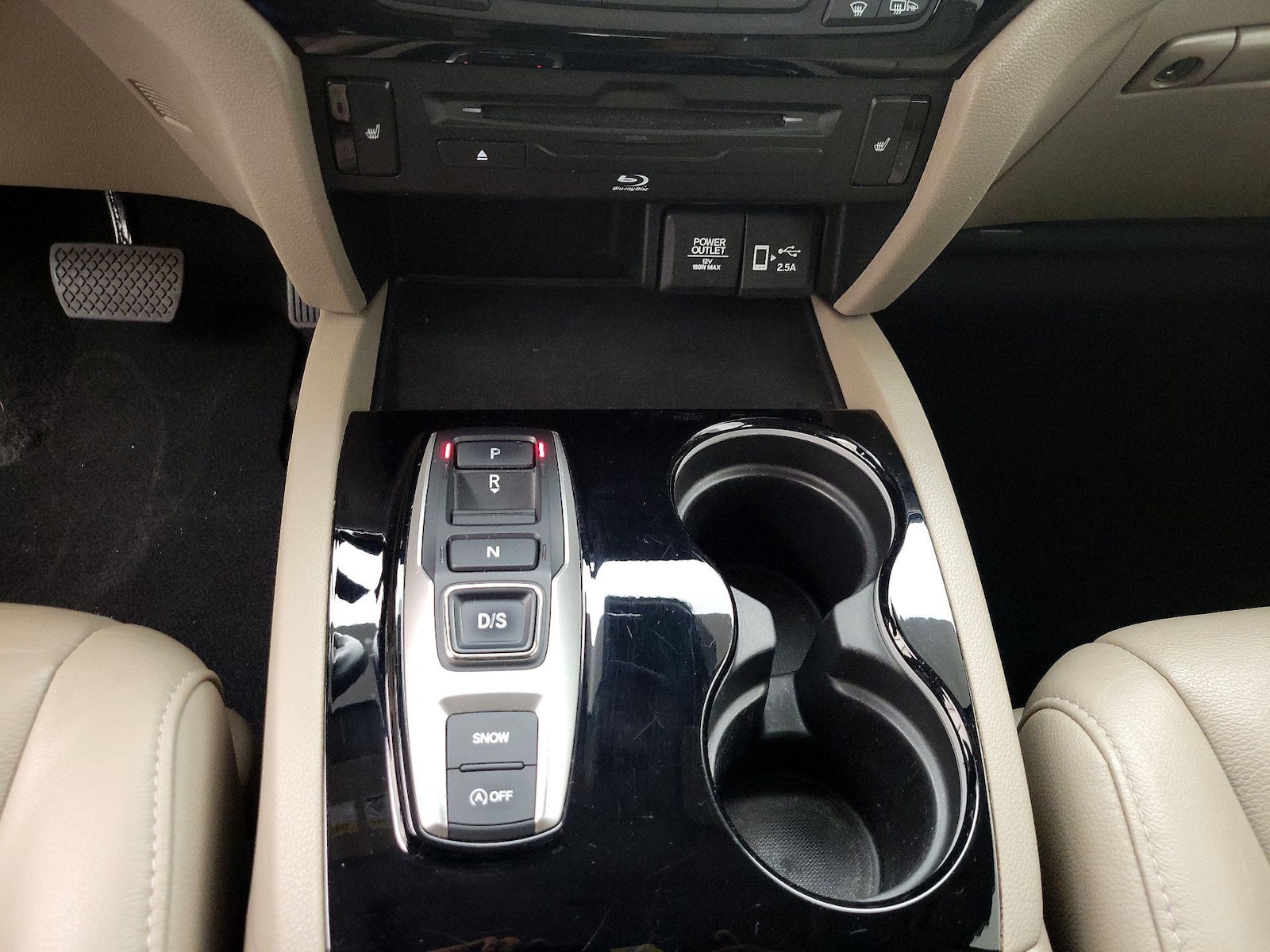 2019 Honda Pilot Touring - Photo 18