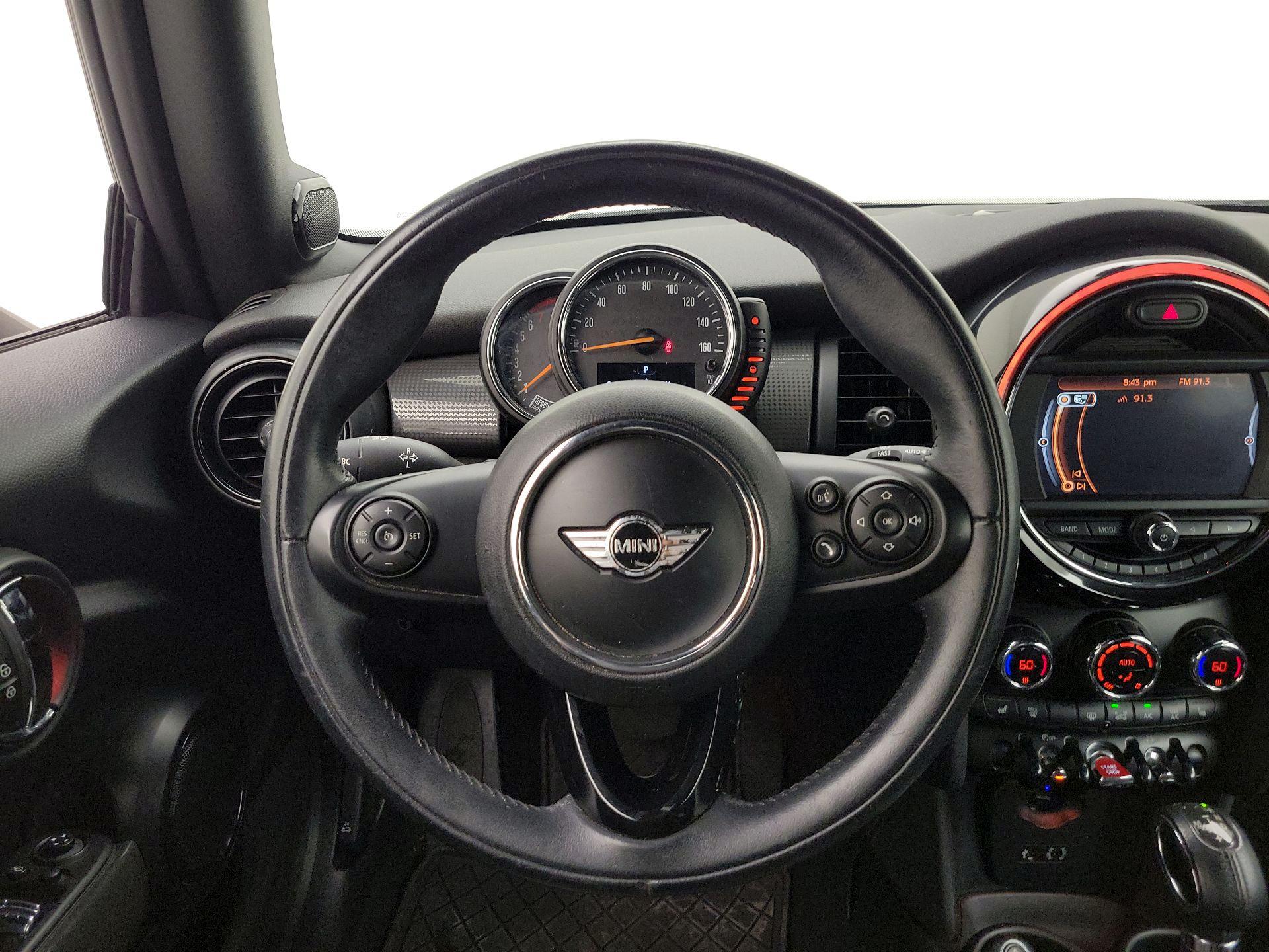Thumbnail: 2016 MINI Cooper - 10