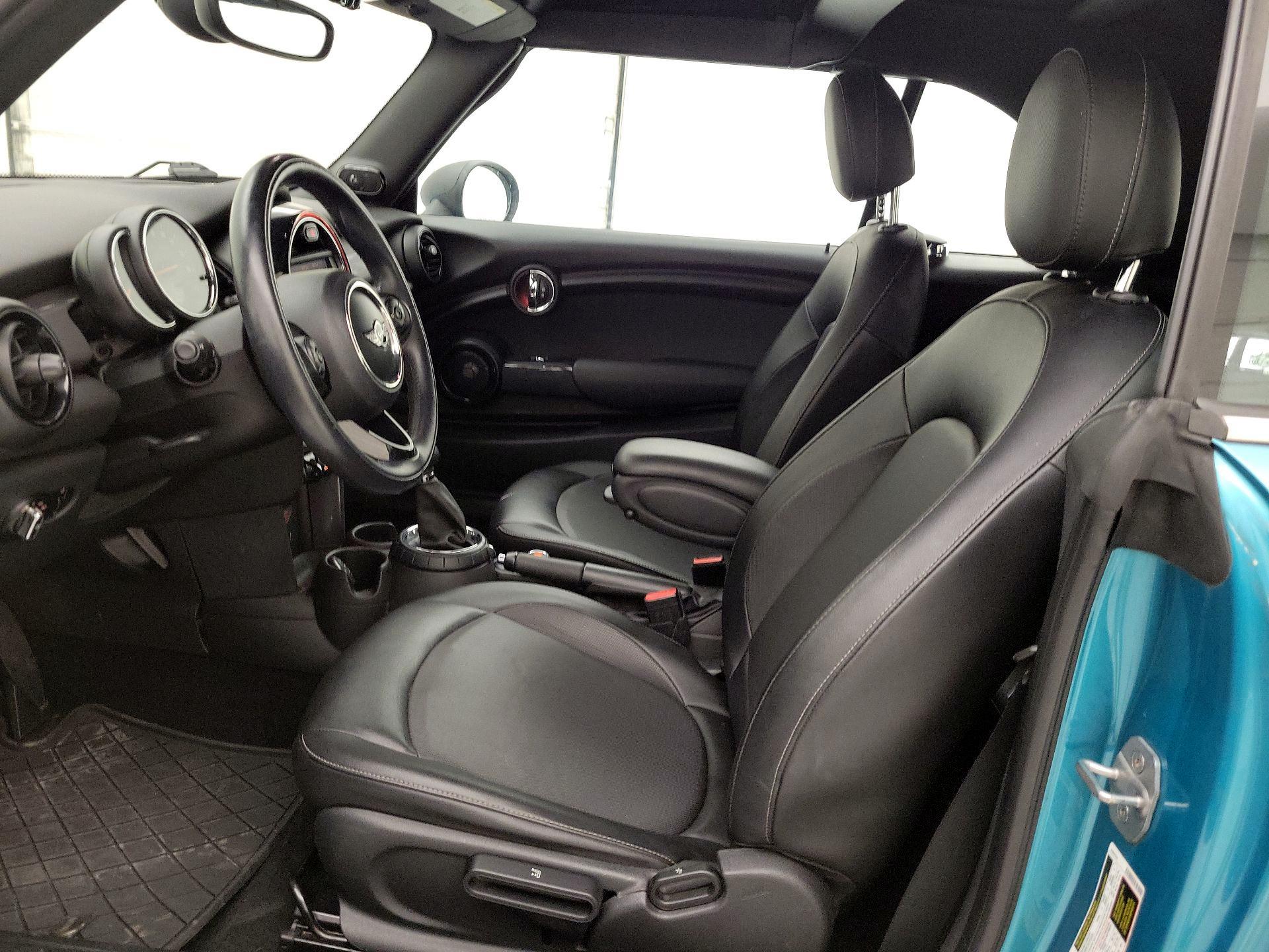 Thumbnail: 2016 MINI Cooper - 11