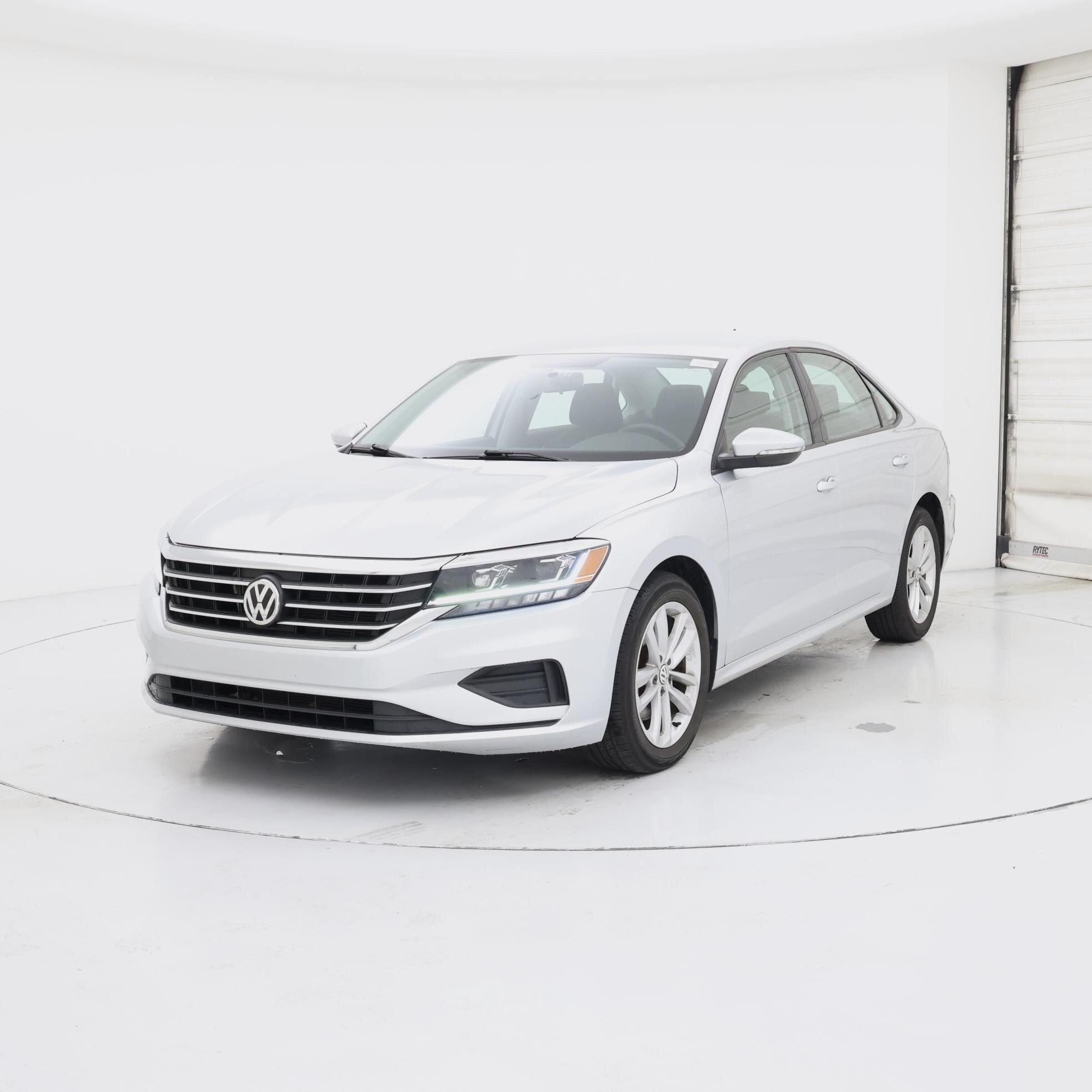 Thumbnail: 2020 Volkswagen Passat - 4