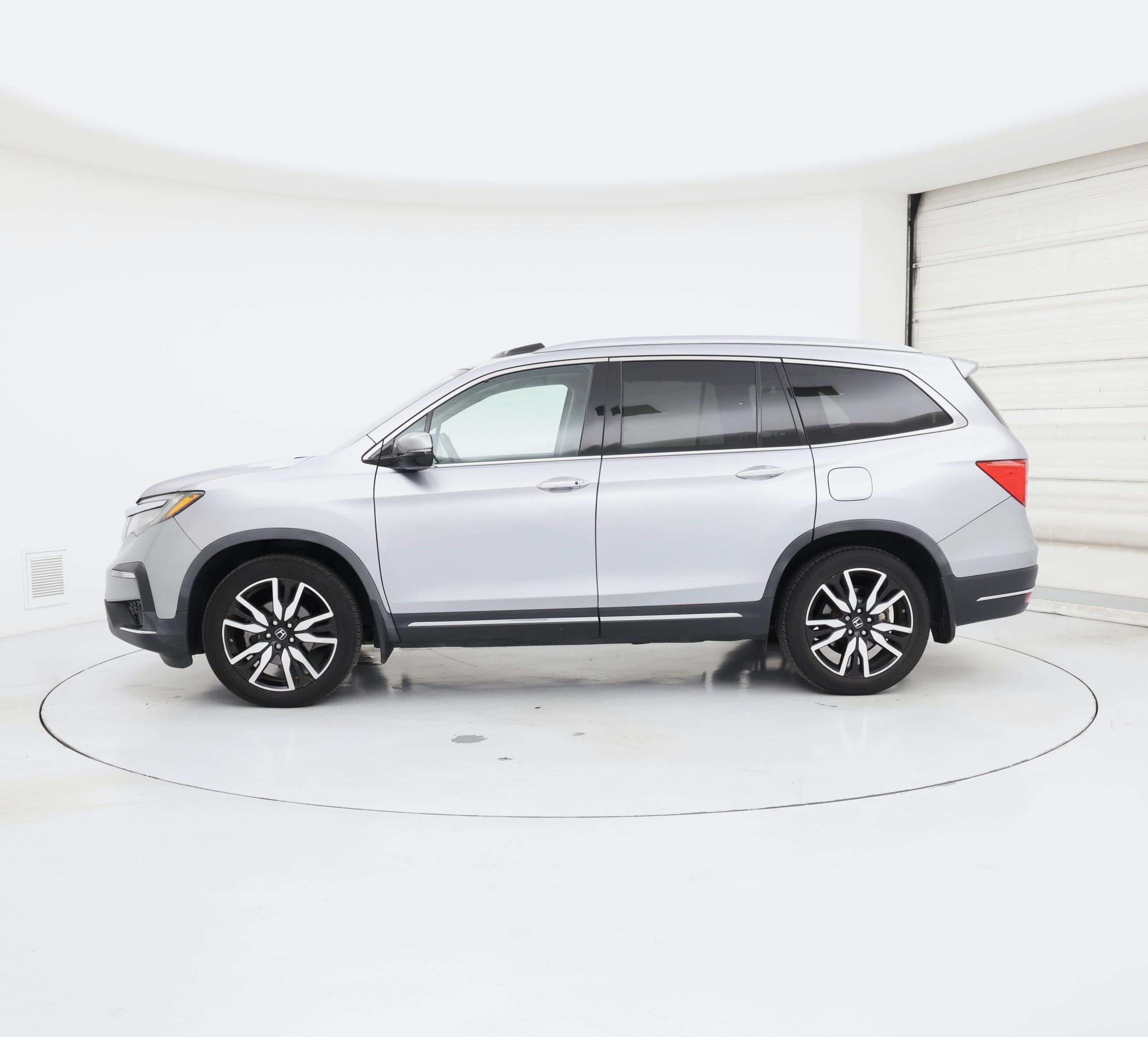 Thumbnail: 2020 Honda Pilot - 3