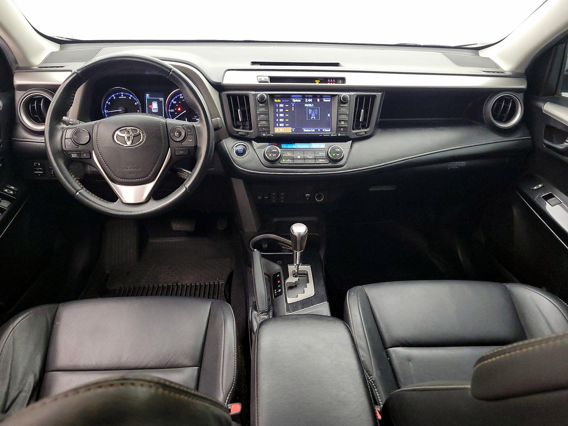 Thumbnail: 2018 Toyota RAV4 - 9