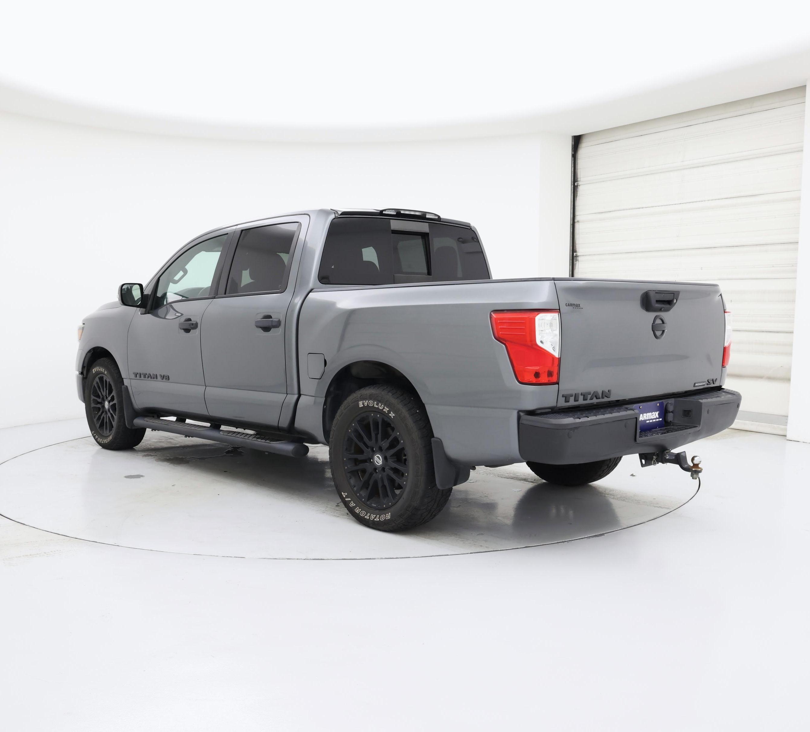 Thumbnail: 2018 Nissan Titan - 2