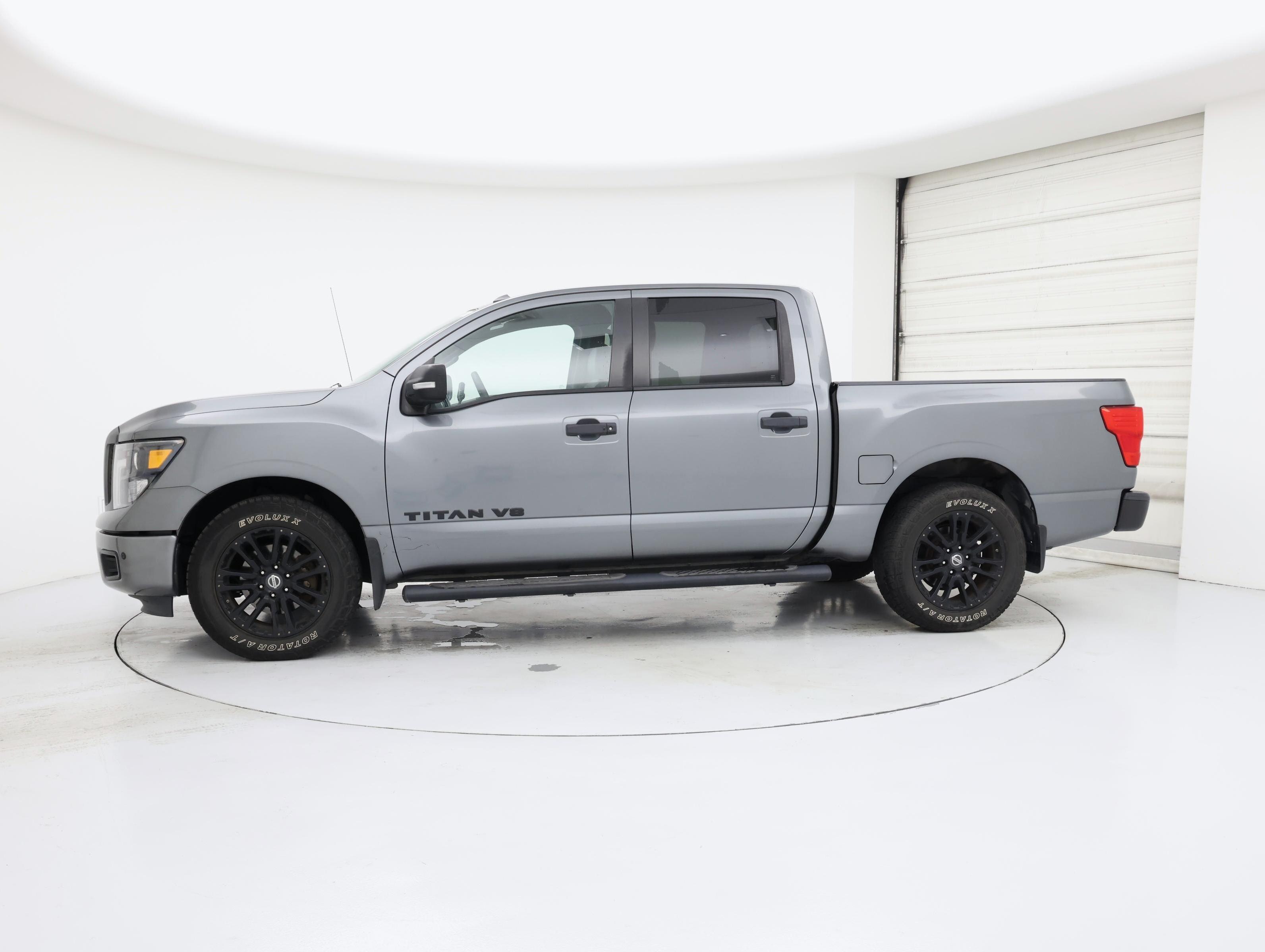 Thumbnail: 2018 Nissan Titan - 3