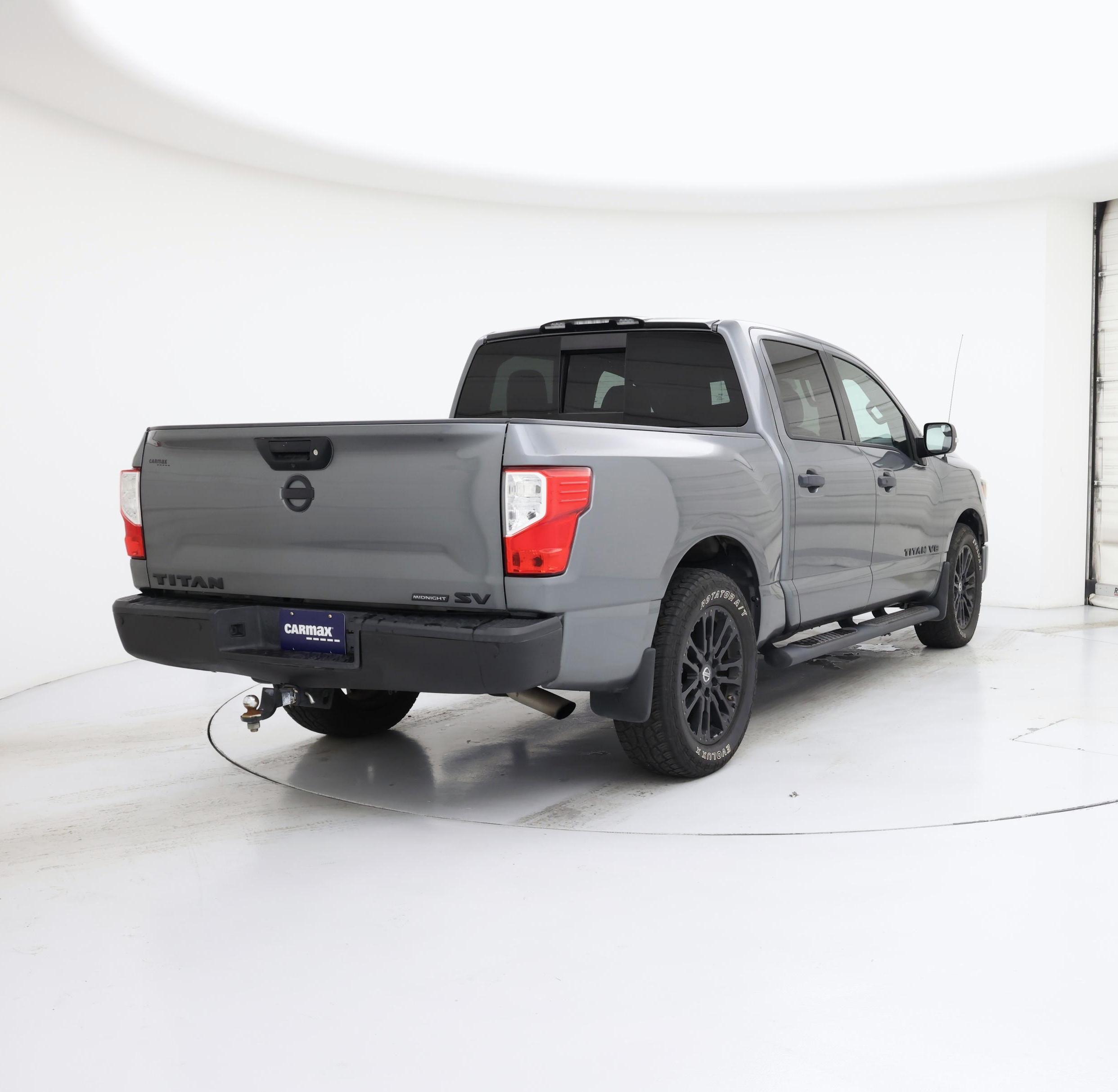 Thumbnail: 2018 Nissan Titan - 8