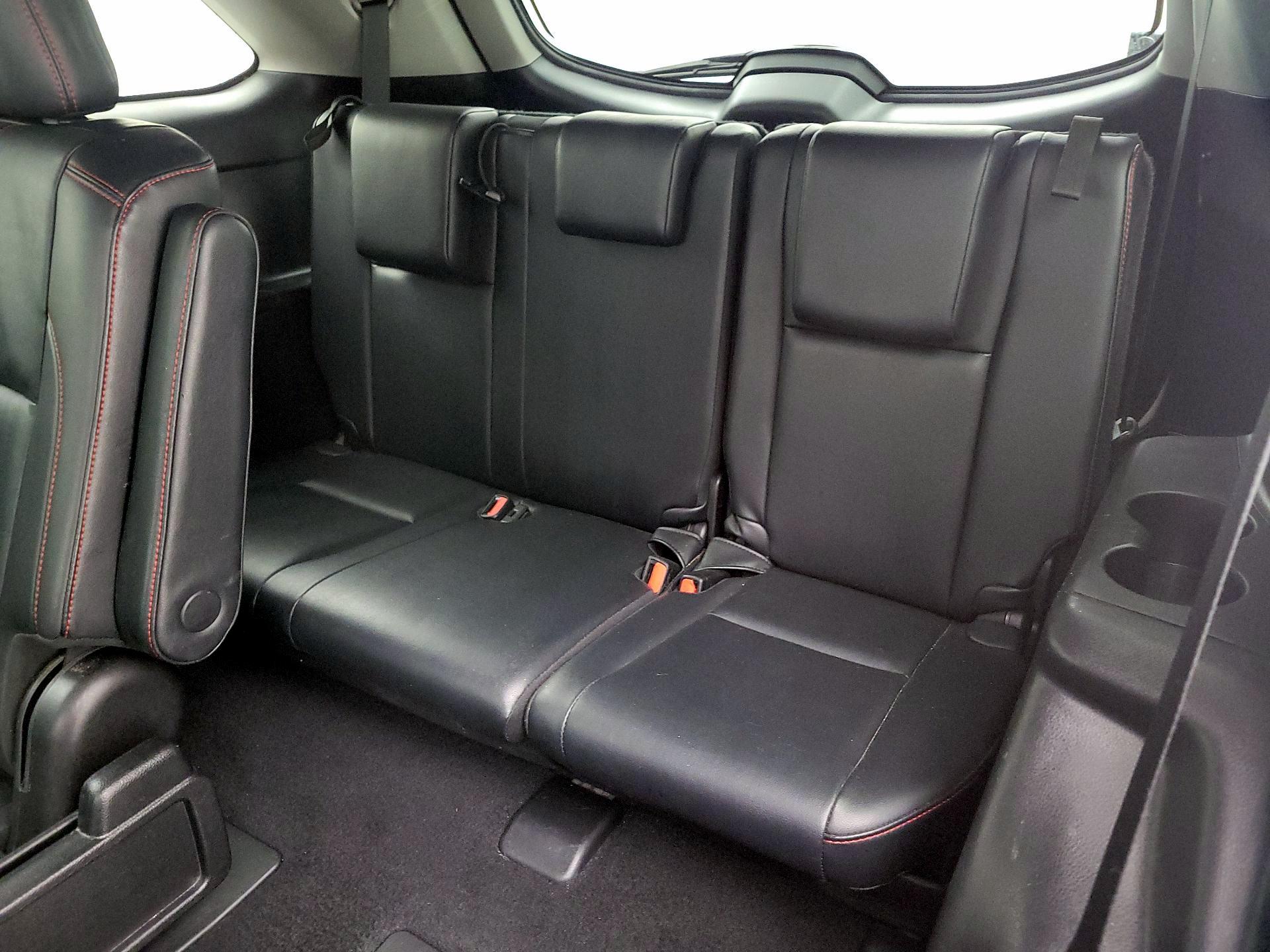 Thumbnail: 2019 Toyota Highlander - 20