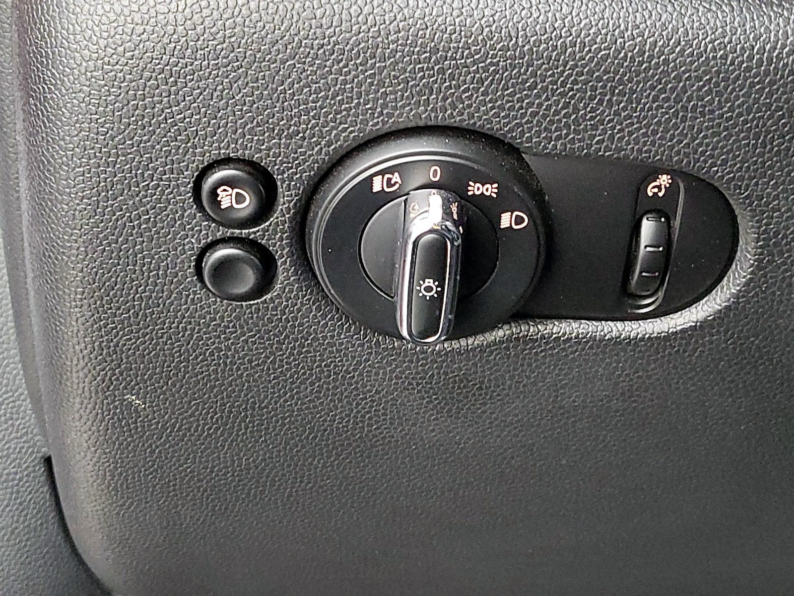 2022 MINI Convertible Base - Photo 14