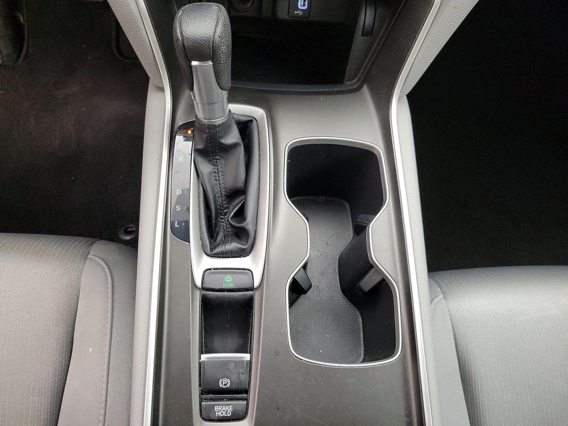 Thumbnail: 2019 Honda Accord - 17