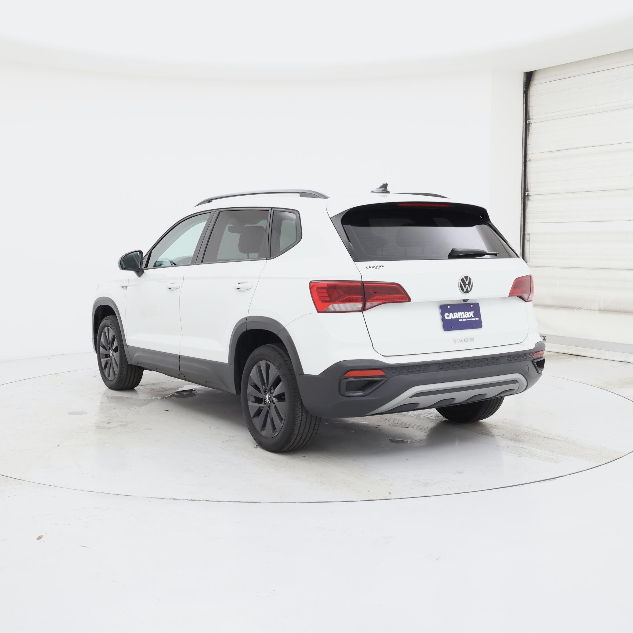 Thumbnail: 2023 Volkswagen Taos - 2